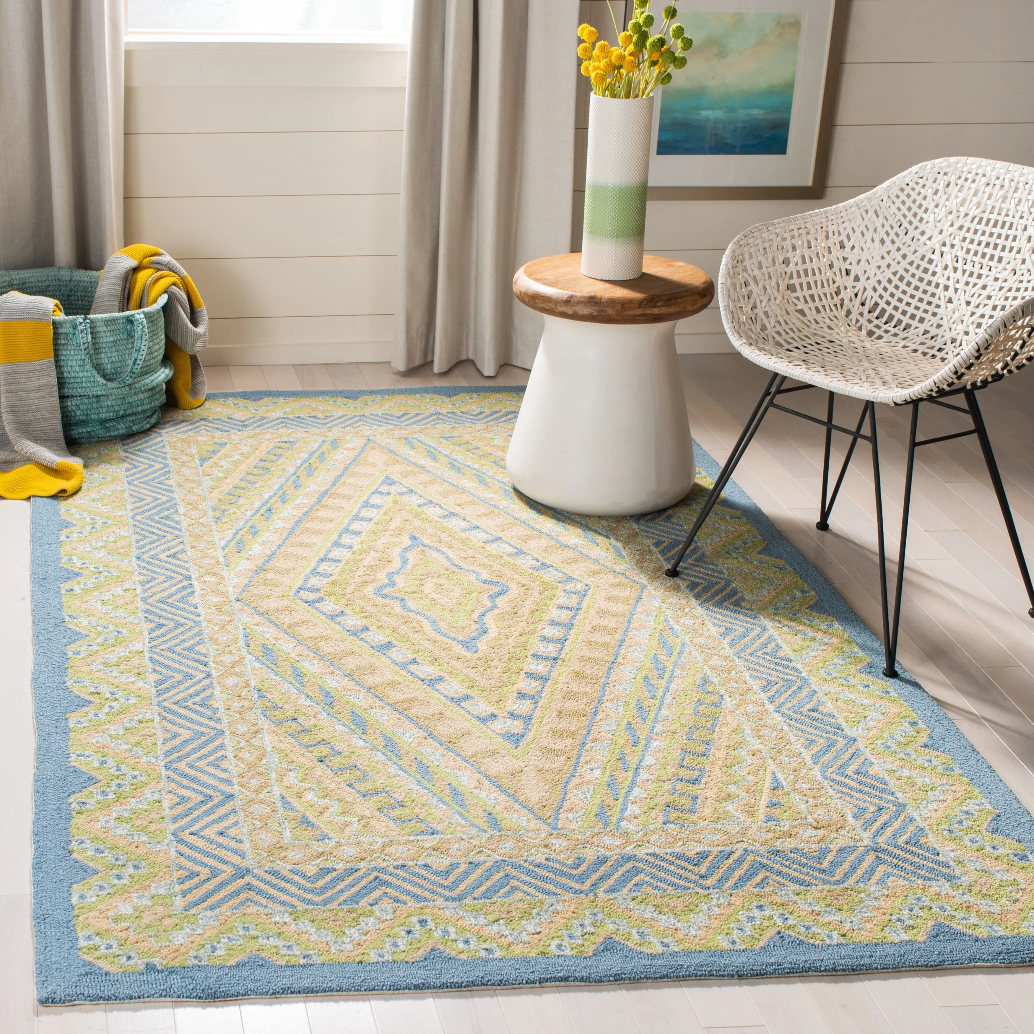 SAFAVIEH Handmade Four Seasons Piper Floral Rug