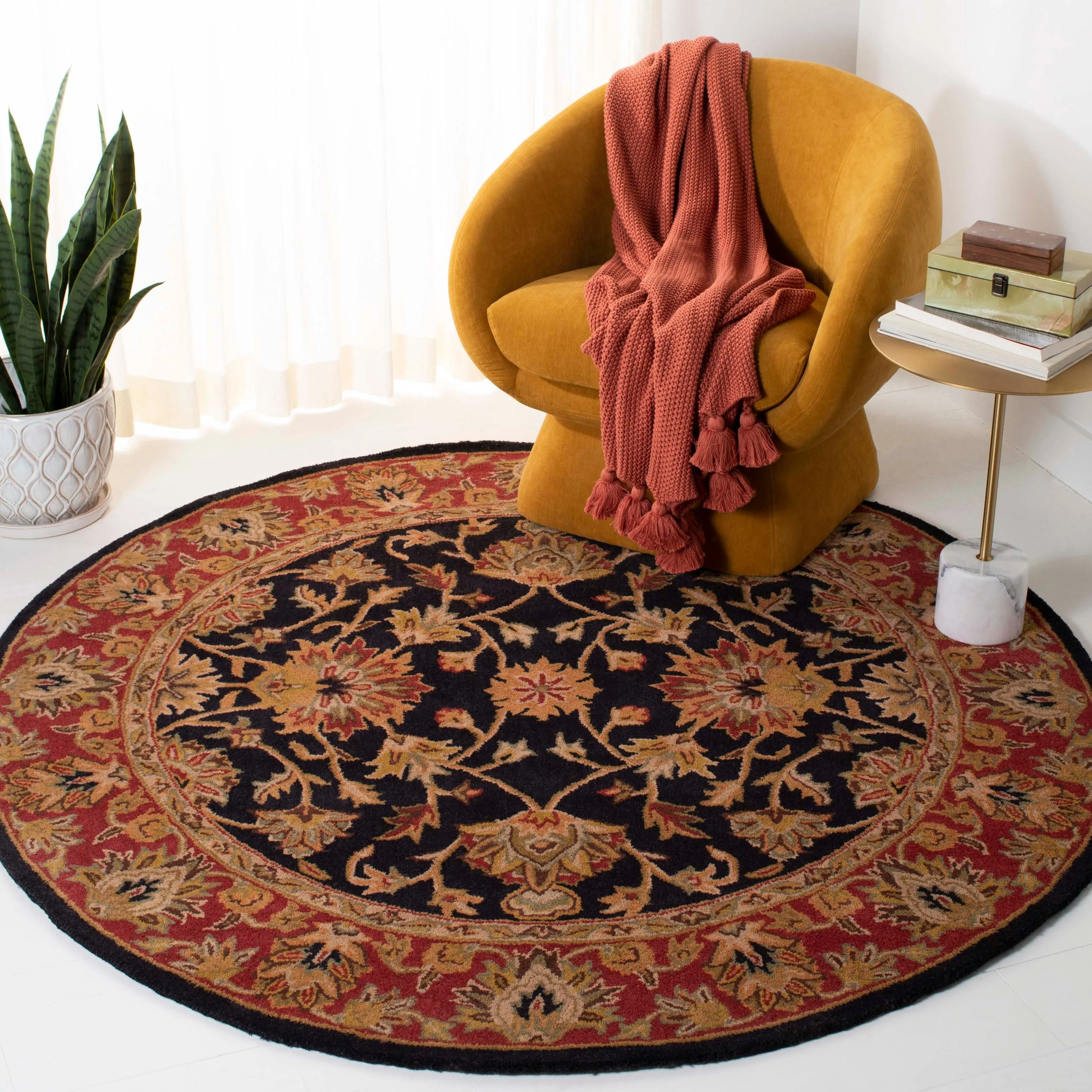 SAFAVIEH Handmade Heritage Burkhild Traditional Oriental Wool Rug