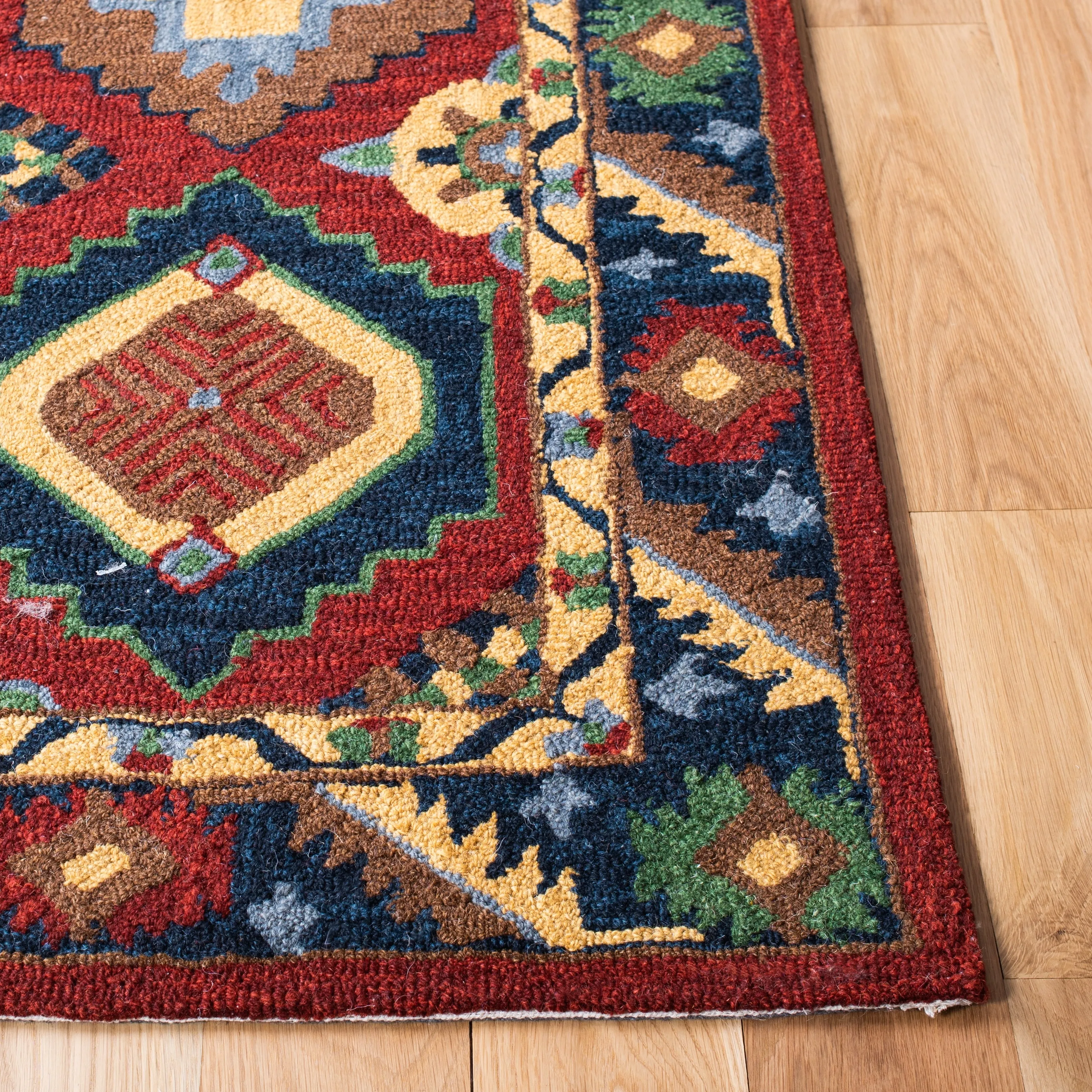 SAFAVIEH Handmade Heritage Grasses Traditional Wool Rug