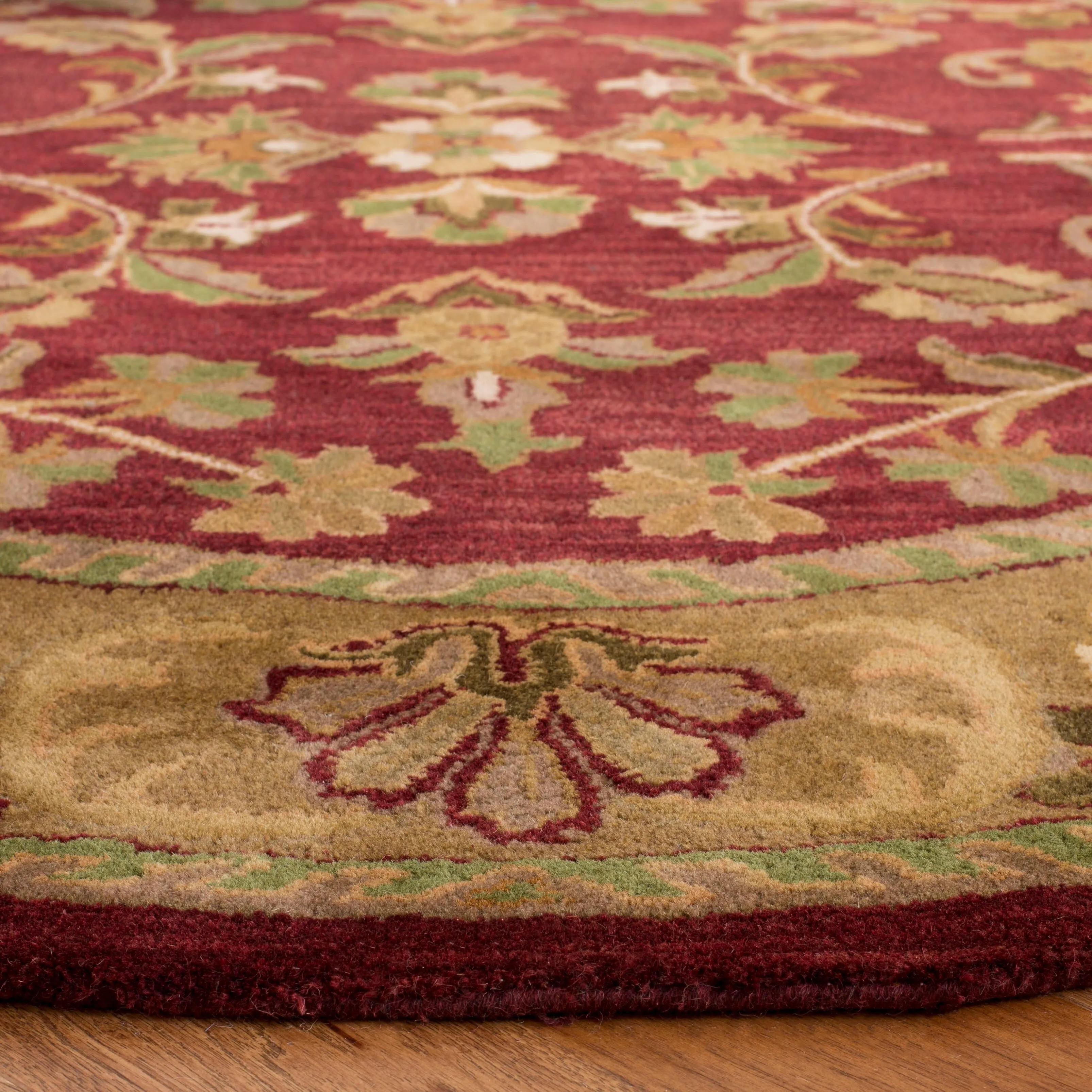 SAFAVIEH Handmade Heritage Gullu Traditional Oriental Wool Rug