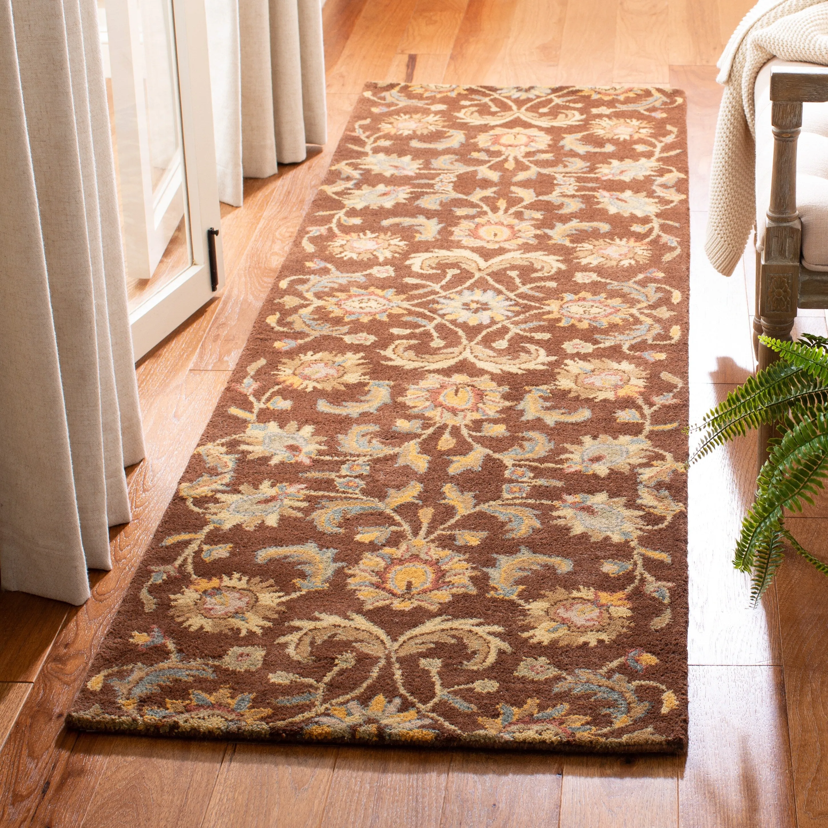 SAFAVIEH Handmade Heritage Hrissoula Traditional Oriental Wool Rug
