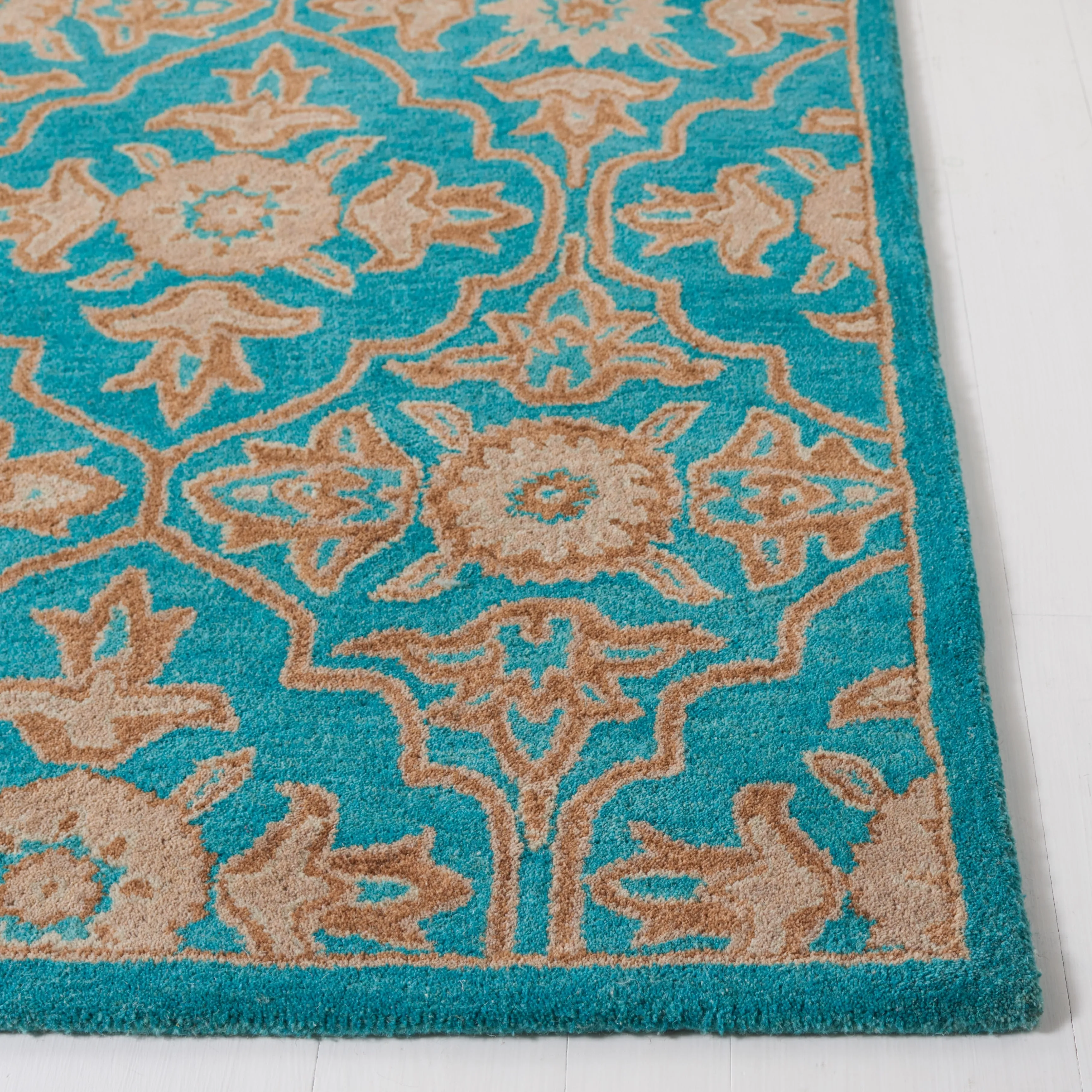 SAFAVIEH Handmade Heritage Peony Damask Traditional Oriental Wool Rug