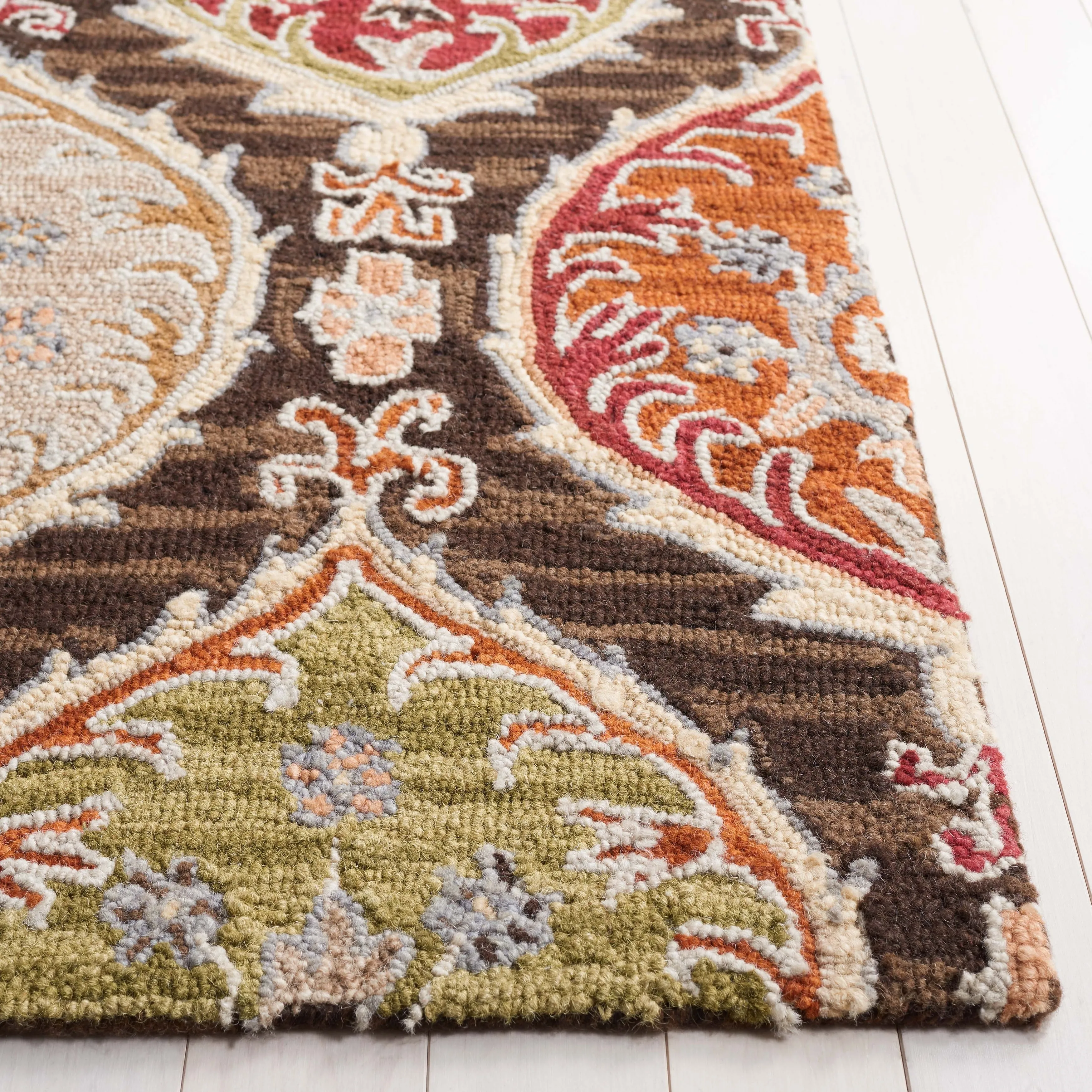 SAFAVIEH Handmade Heritage Stanka Traditional Wool Rug