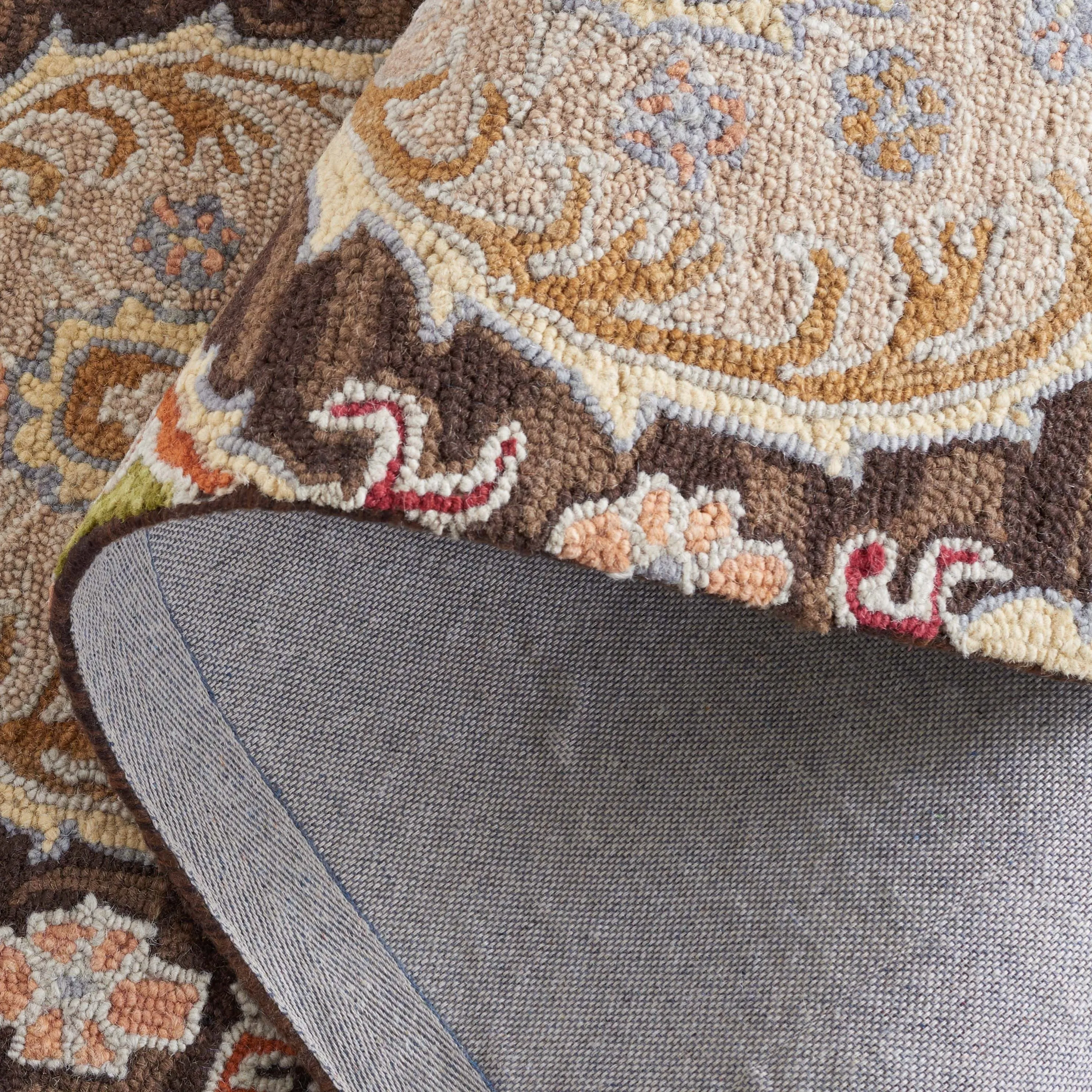 SAFAVIEH Handmade Heritage Stanka Traditional Wool Rug