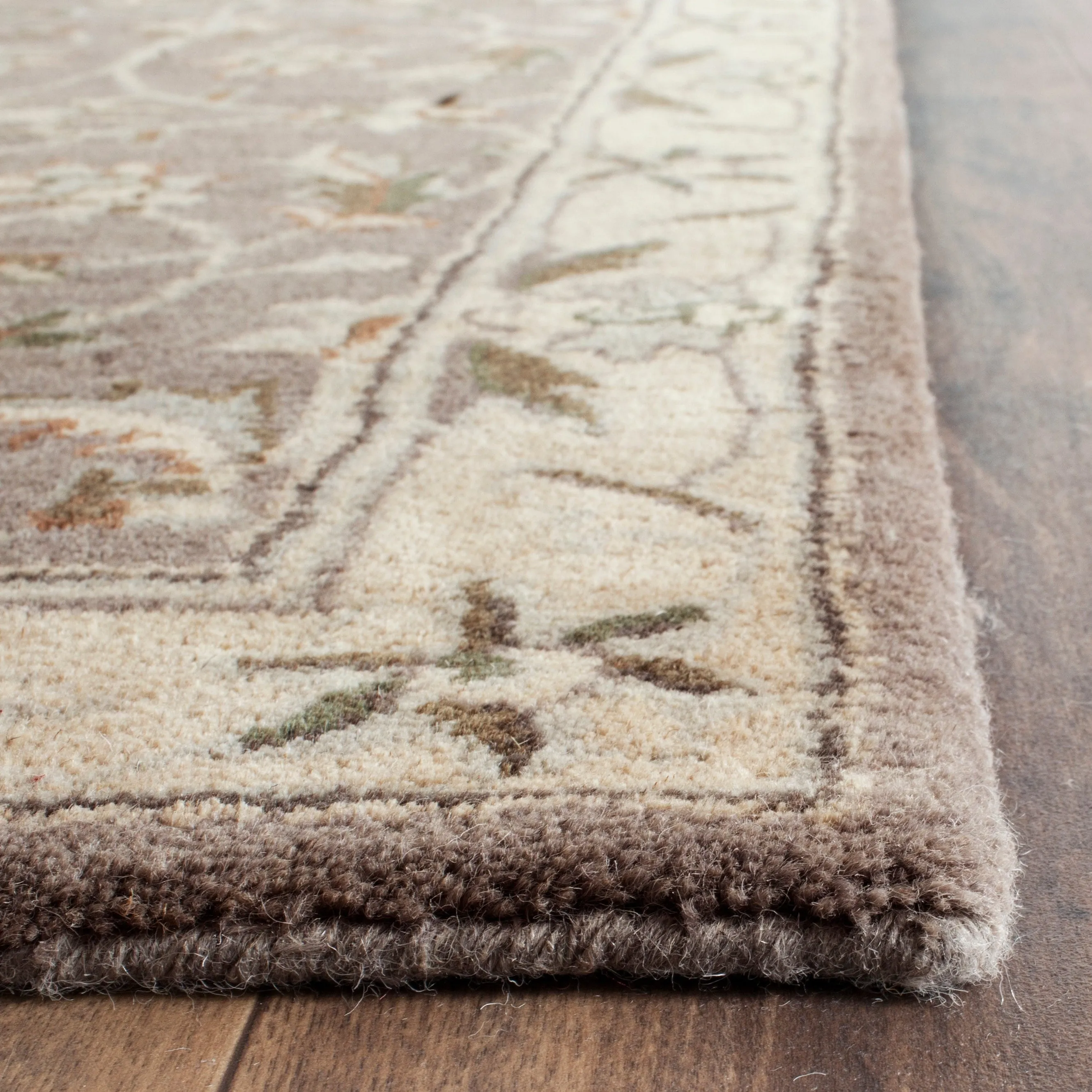 SAFAVIEH Handmade Heritage Takiko Traditional Oriental Wool Rug