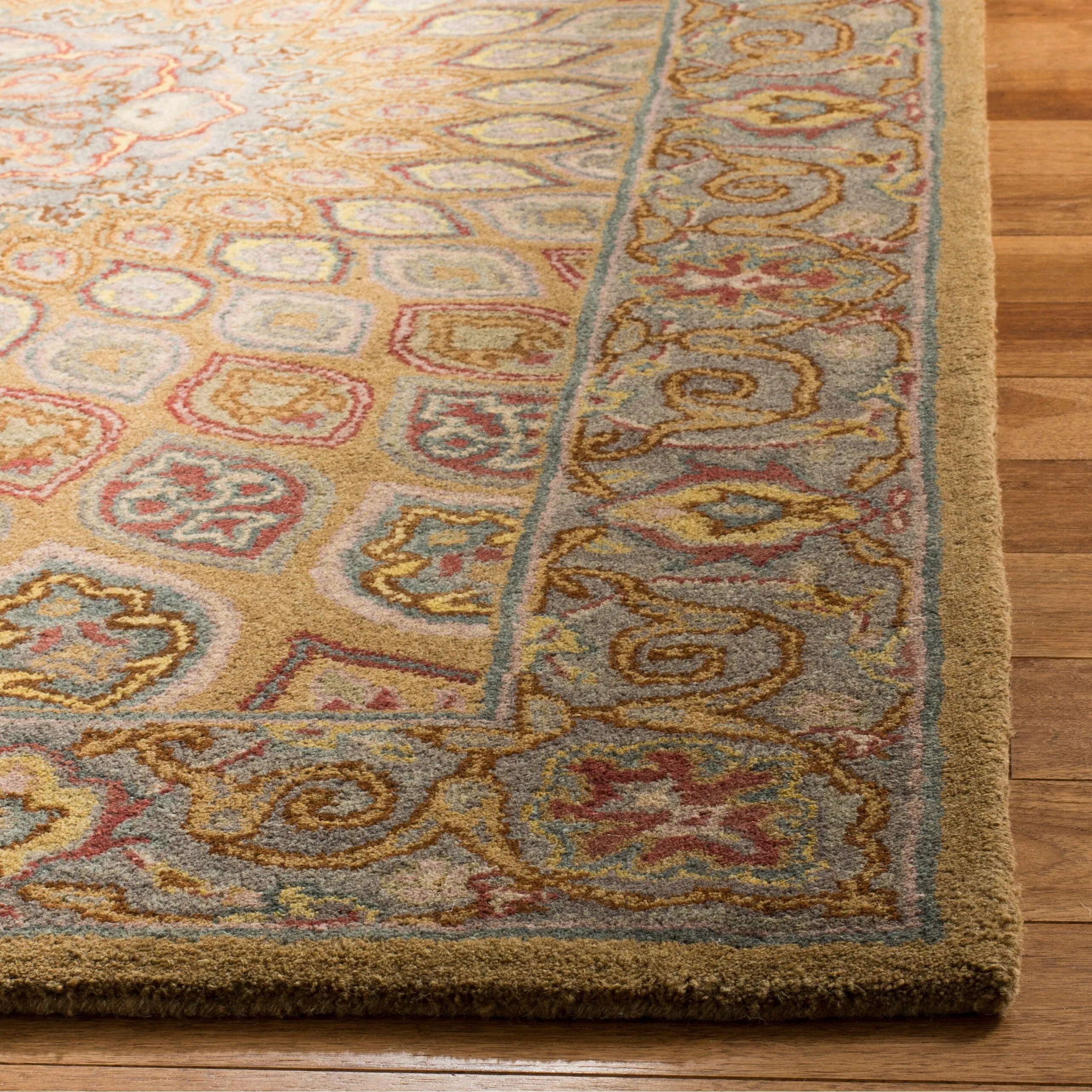 SAFAVIEH Handmade Heritage Wayfarer Traditional Oriental Wool Rug