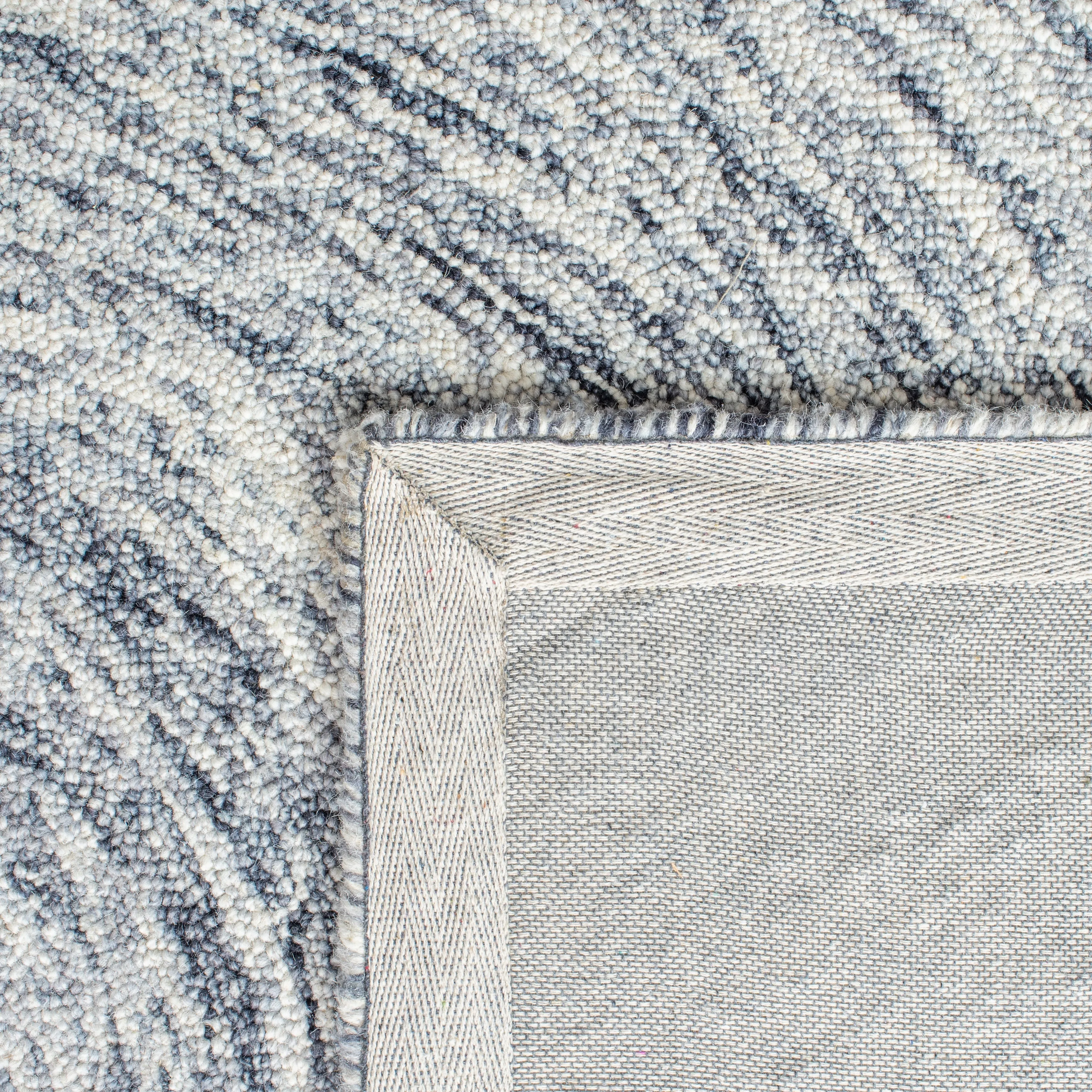SAFAVIEH Handmade Ikat Maddison Wool Rug