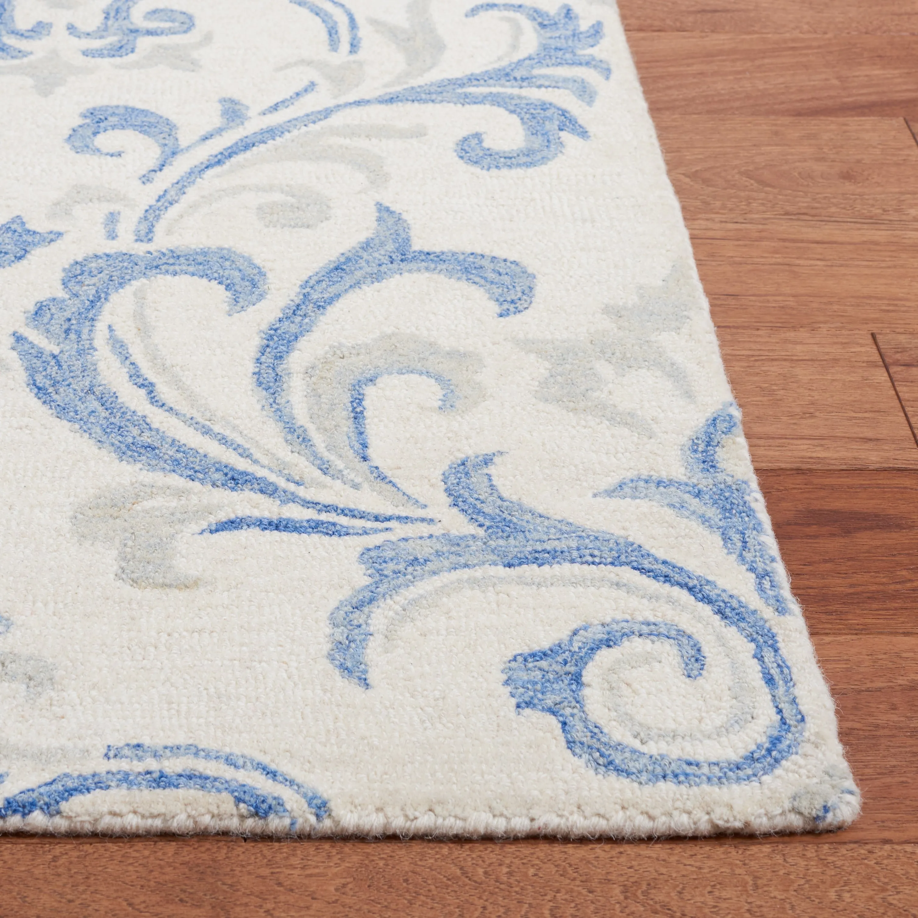 SAFAVIEH Handmade Jardin Alegria Scroll Wool Rug