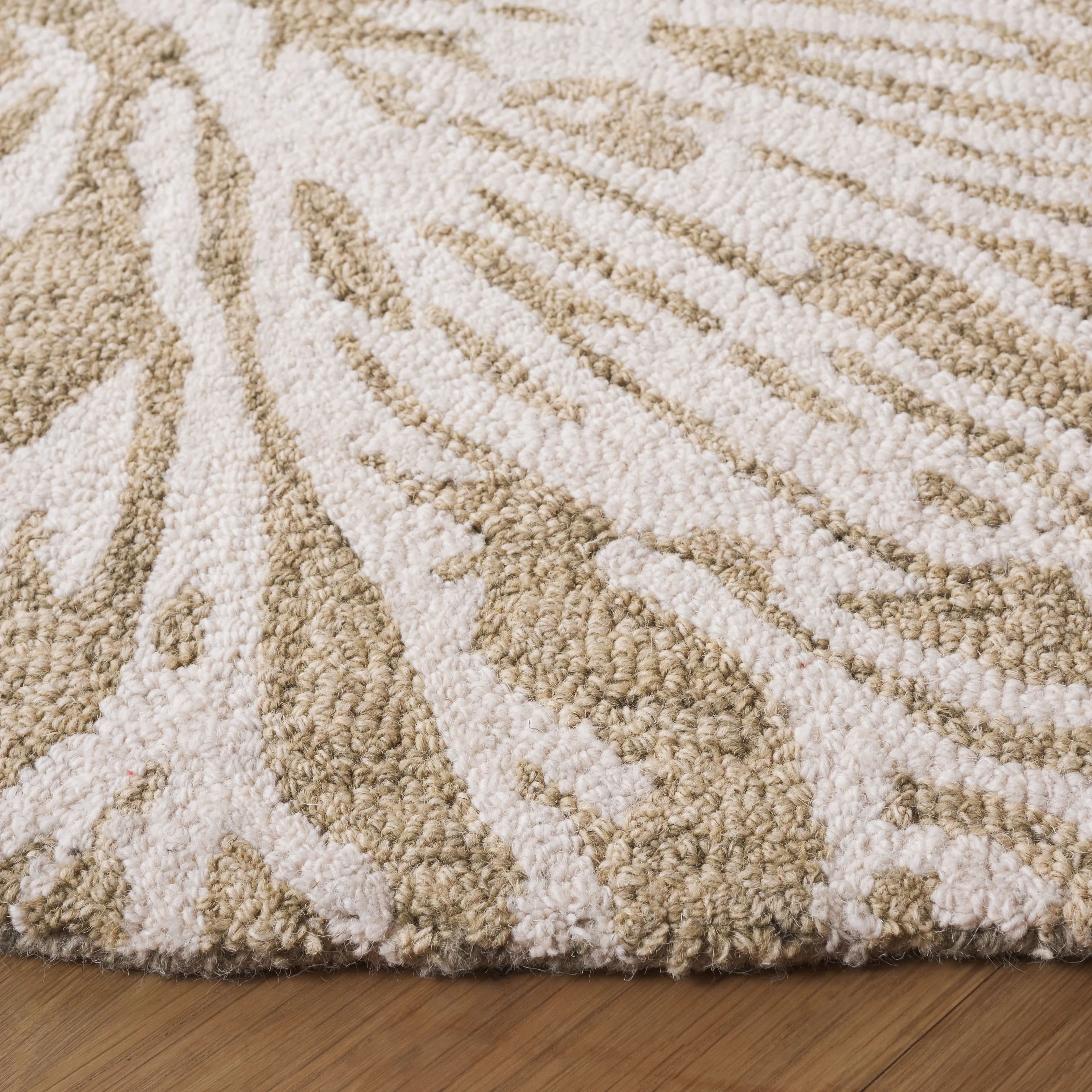 SAFAVIEH Handmade Jardin Antonella Country Wool Rug
