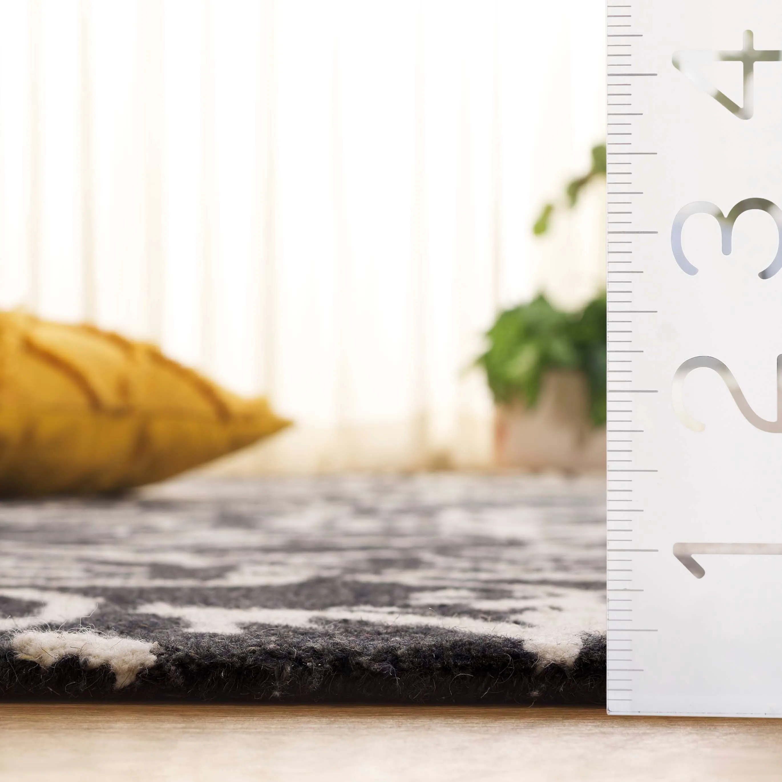 SAFAVIEH Handmade Jardin Antonella Country Wool Rug