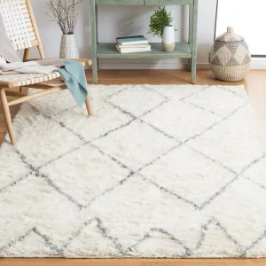 SAFAVIEH Handmade Kenya Gunel Moroccan Boho Wool Rug