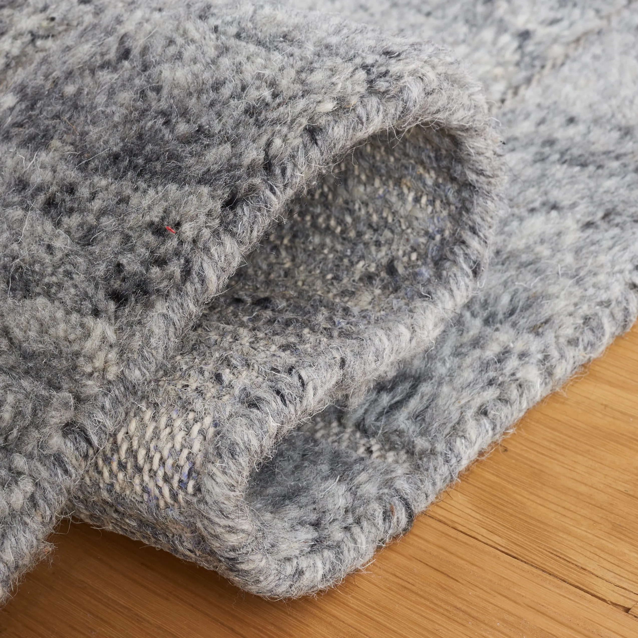 SAFAVIEH Handmade Kenya Maeva Wool Rug