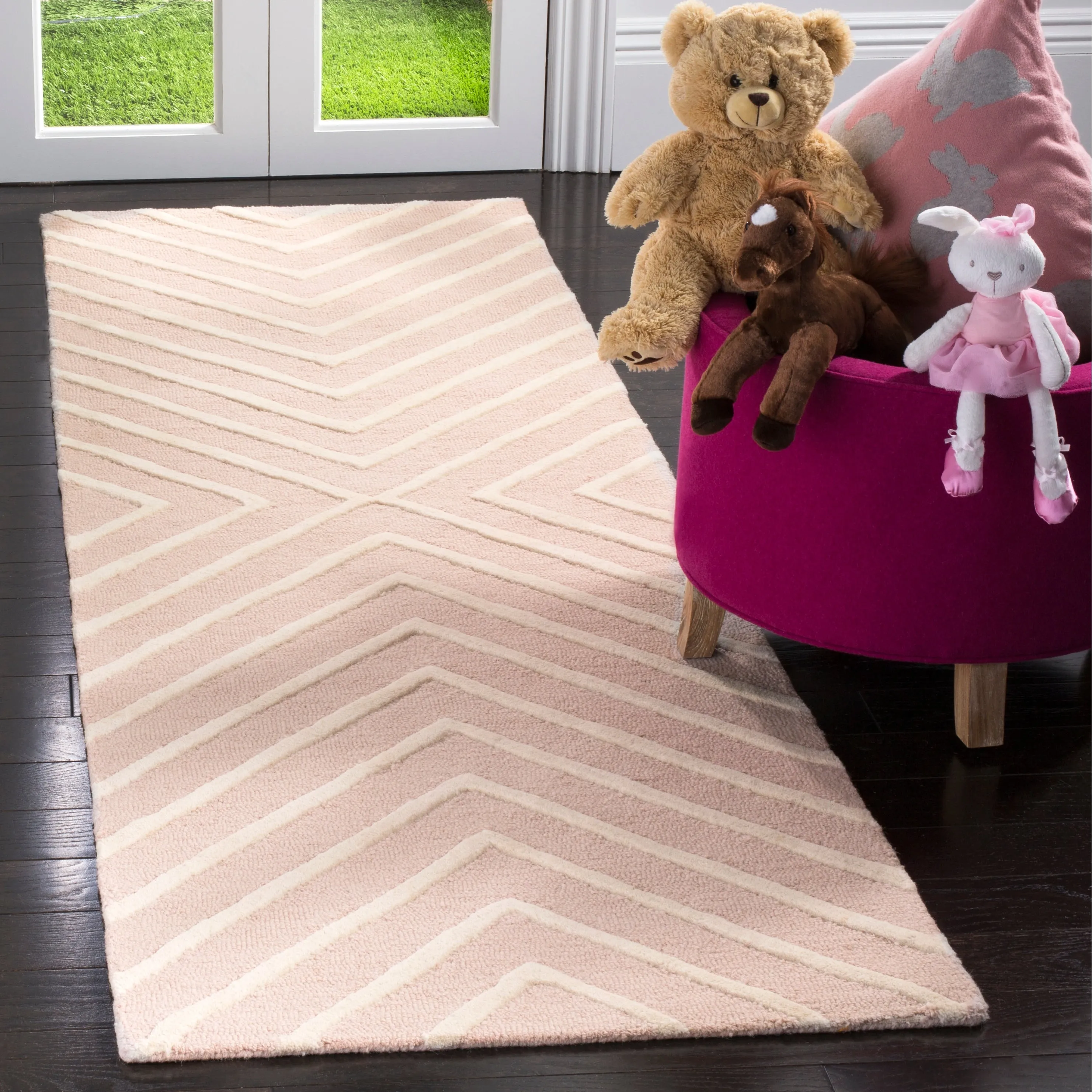 SAFAVIEH Handmade Kids Brionna Wool Rug