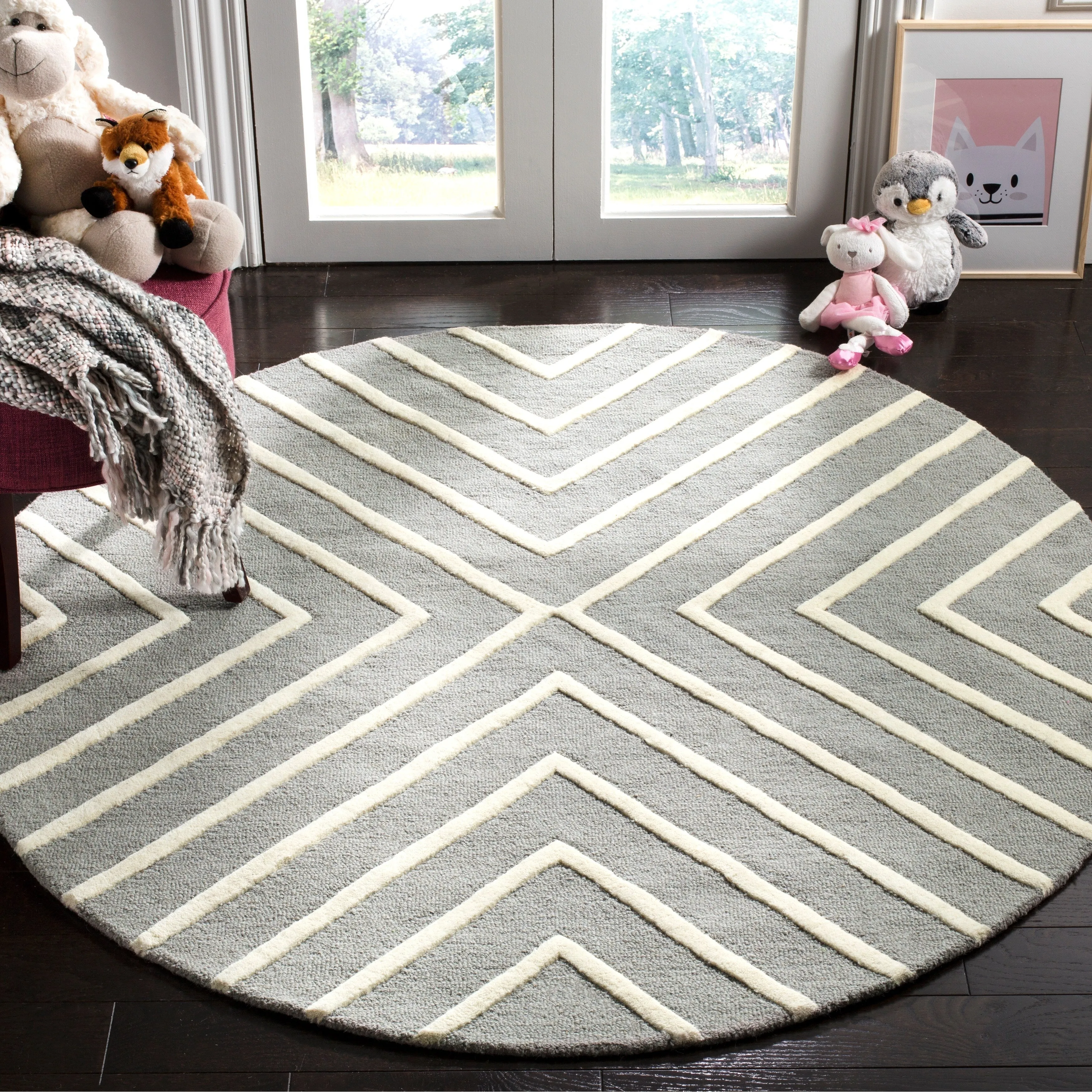 SAFAVIEH Handmade Kids Brionna Wool Rug