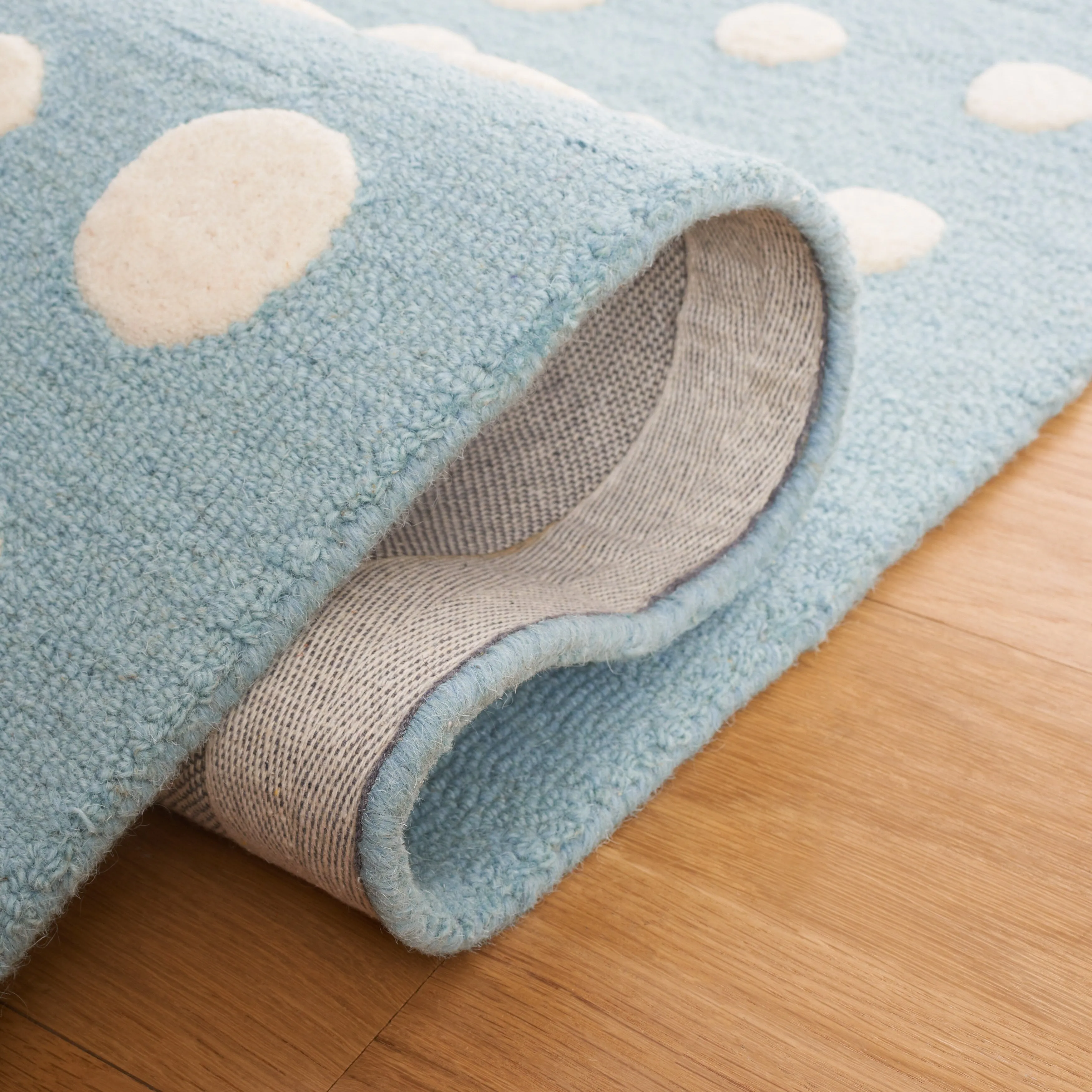 SAFAVIEH Handmade Kids Lexus Dots Wool Rug