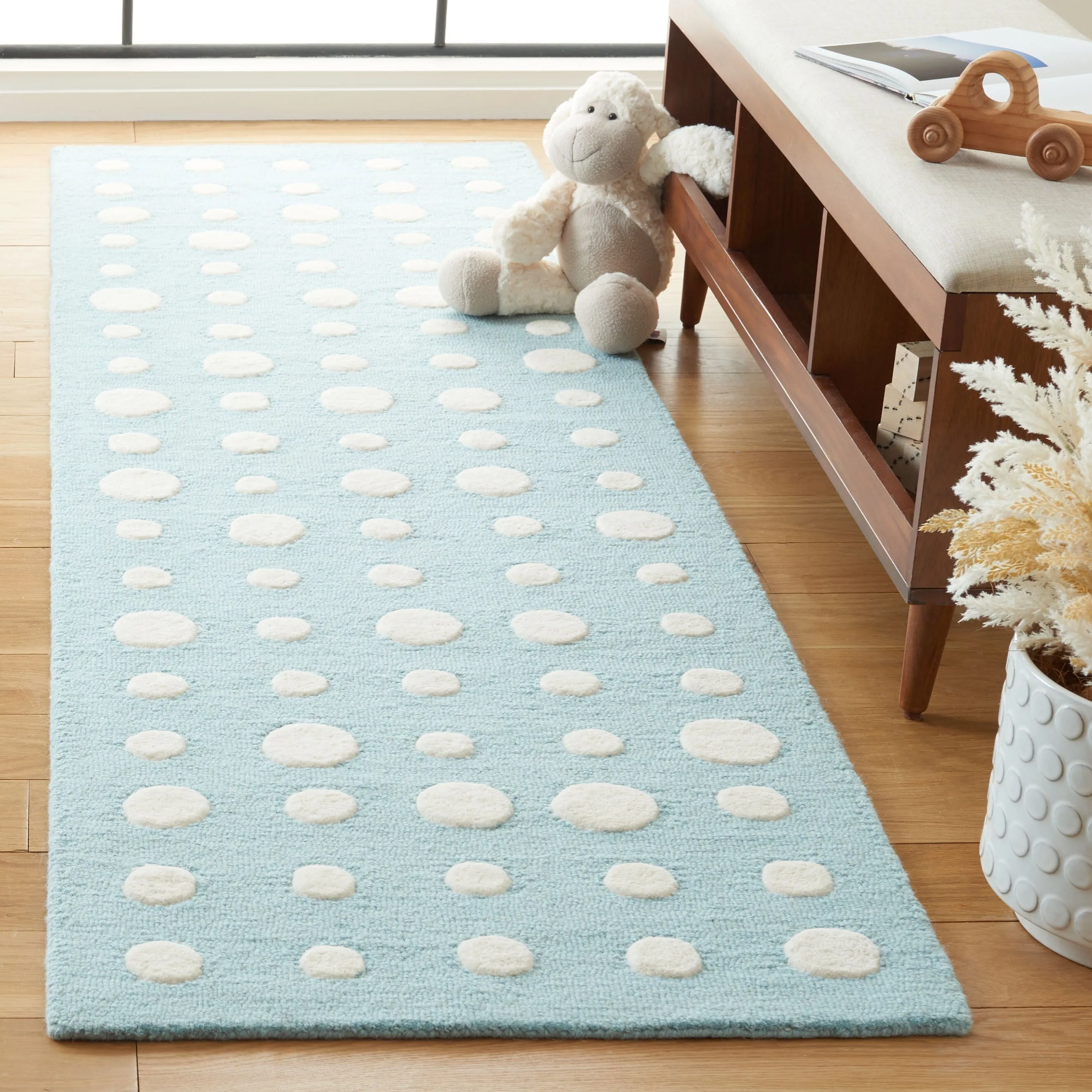 SAFAVIEH Handmade Kids Lexus Dots Wool Rug
