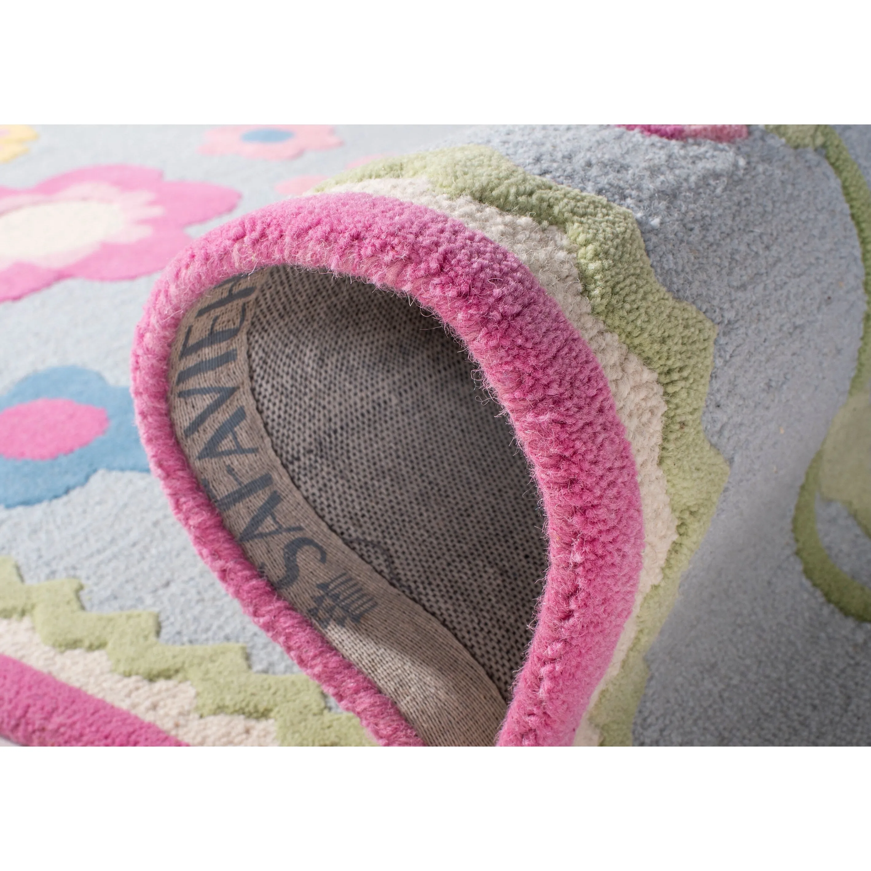 SAFAVIEH Handmade Kids Tatianna Wool Rug
