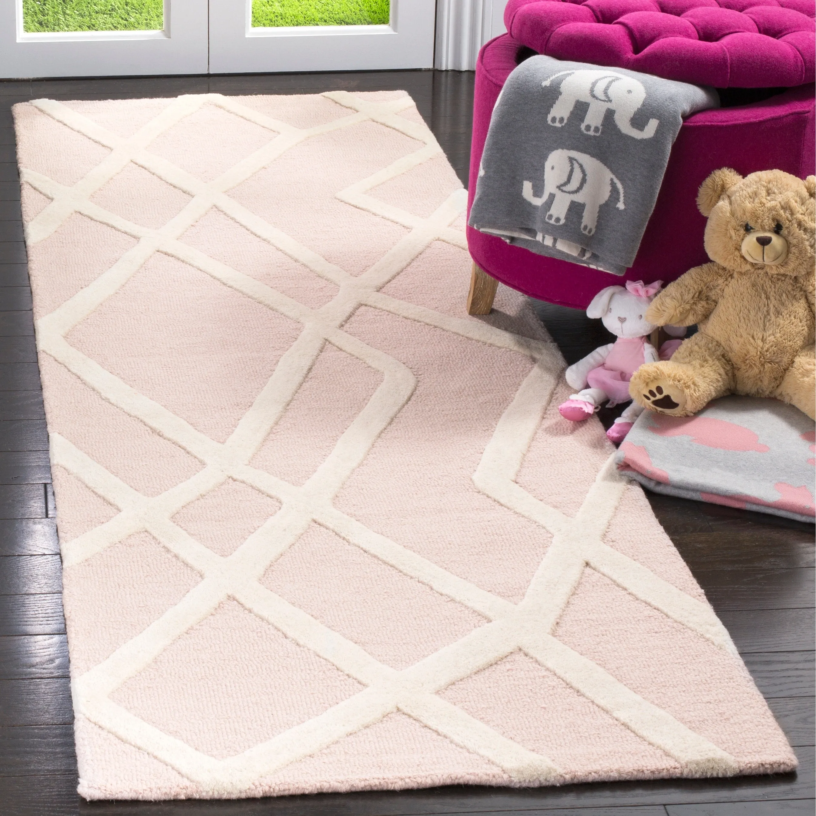 SAFAVIEH Handmade Kids Viridiana Wool Rug