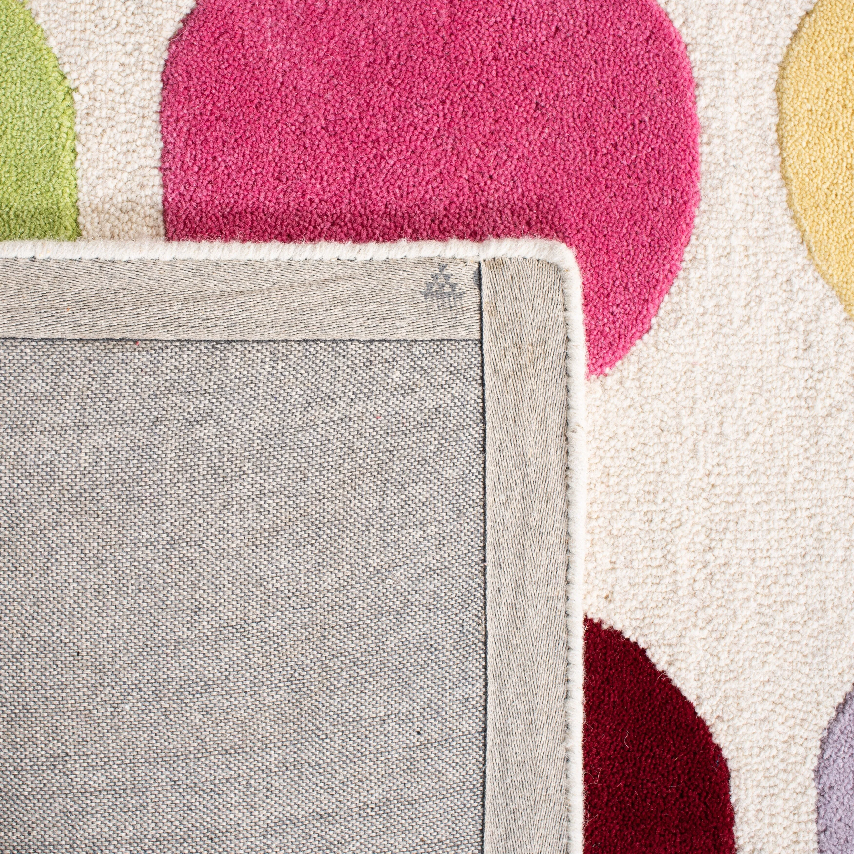 SAFAVIEH Handmade Kids Zhane Wool Rug