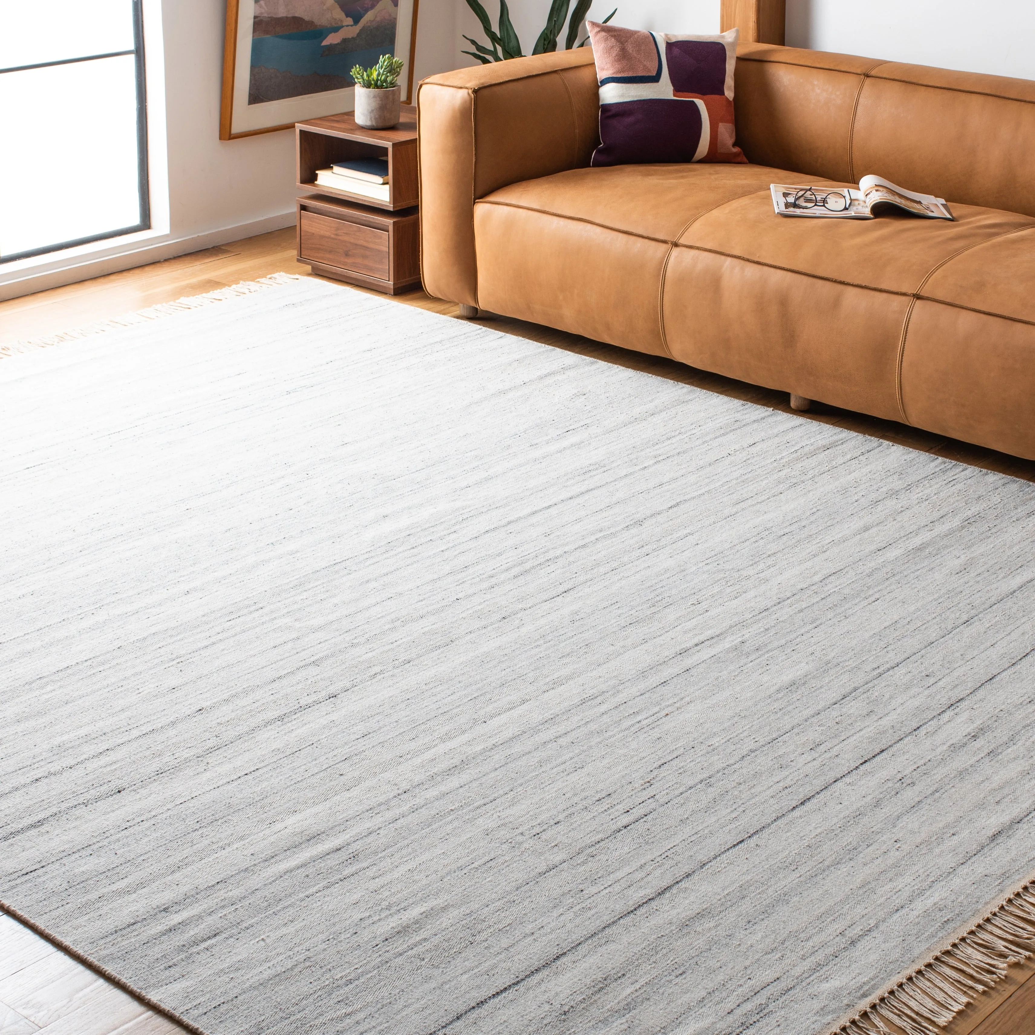 SAFAVIEH Handmade Kilim Welmoed Wool Fringe Rug