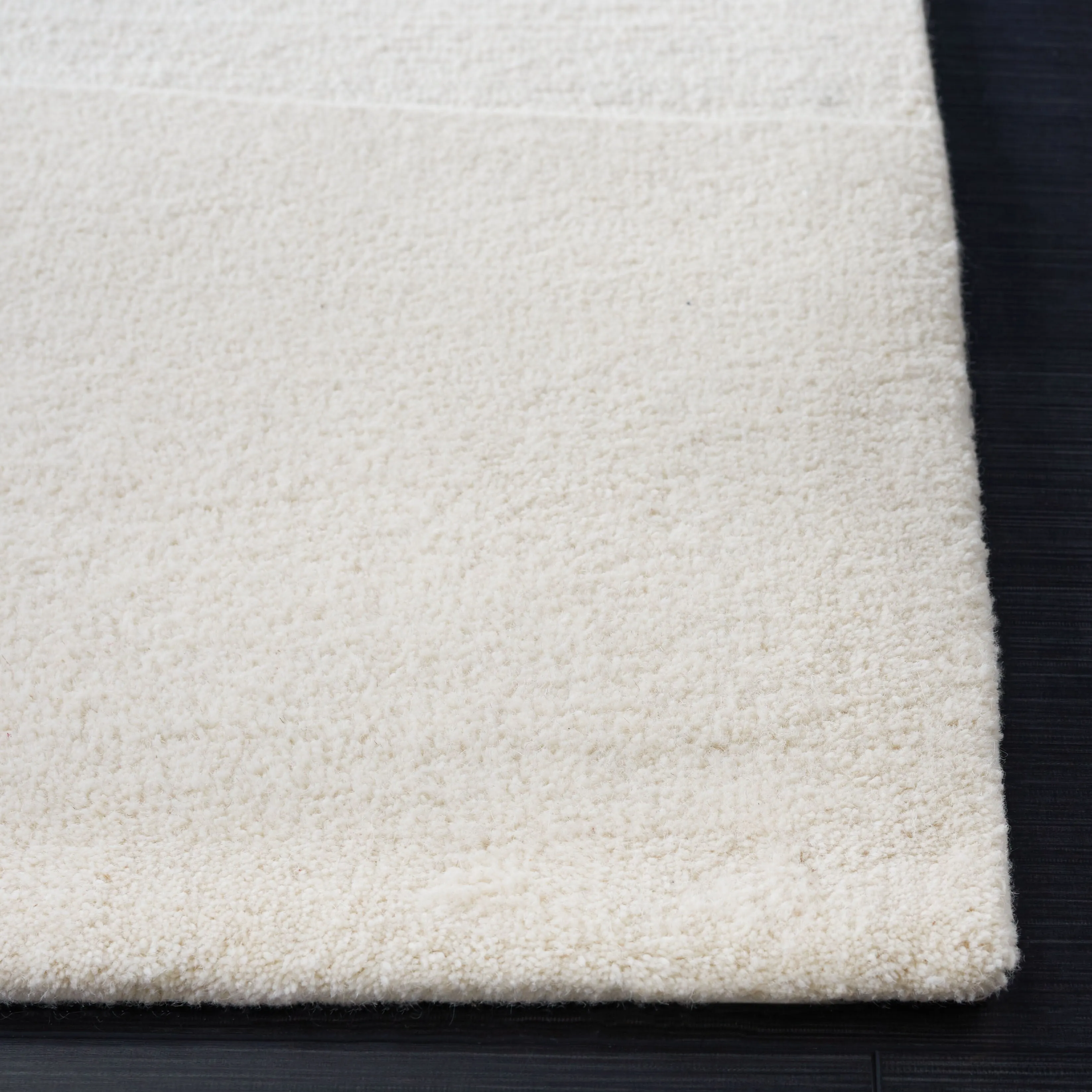 SAFAVIEH Handmade Manhattan Lizzie Modern Wool Rug
