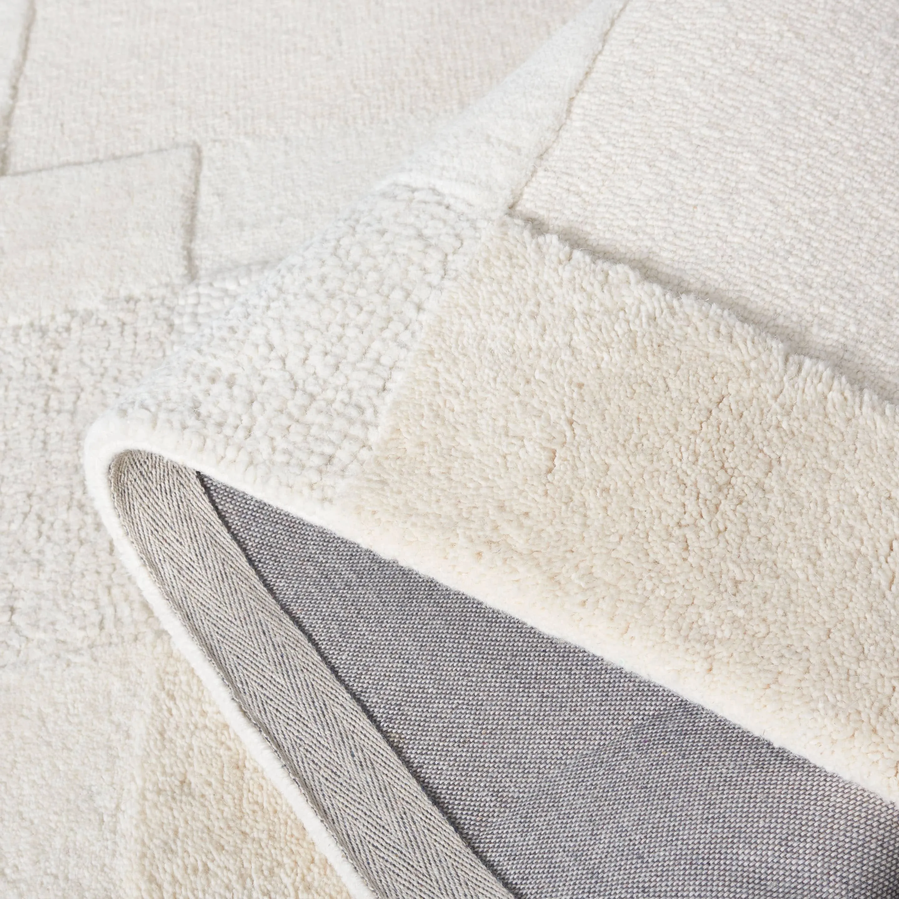 SAFAVIEH Handmade Manhattan Lizzie Modern Wool Rug