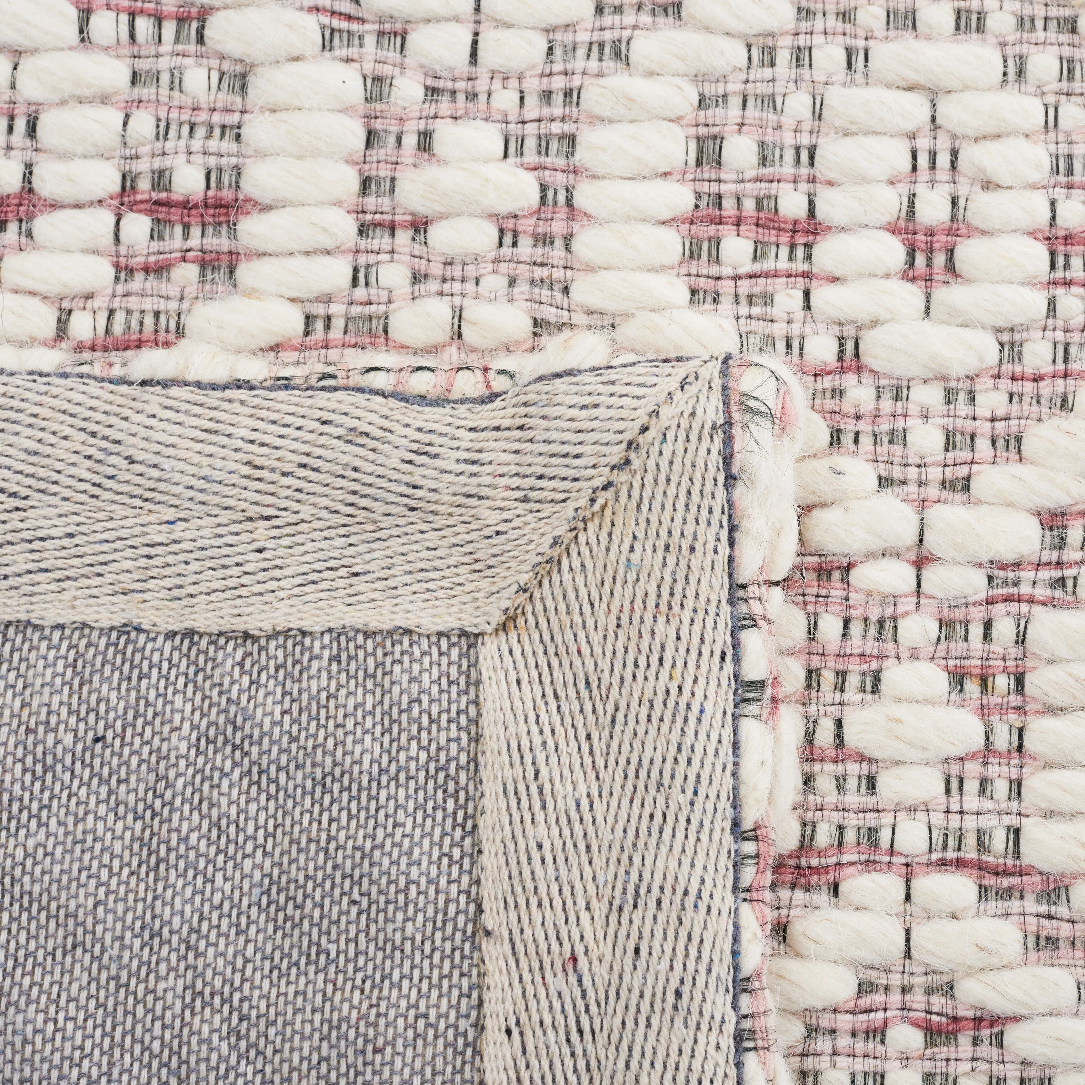 SAFAVIEH Handmade Marbella Kiera Modern Wool Rug