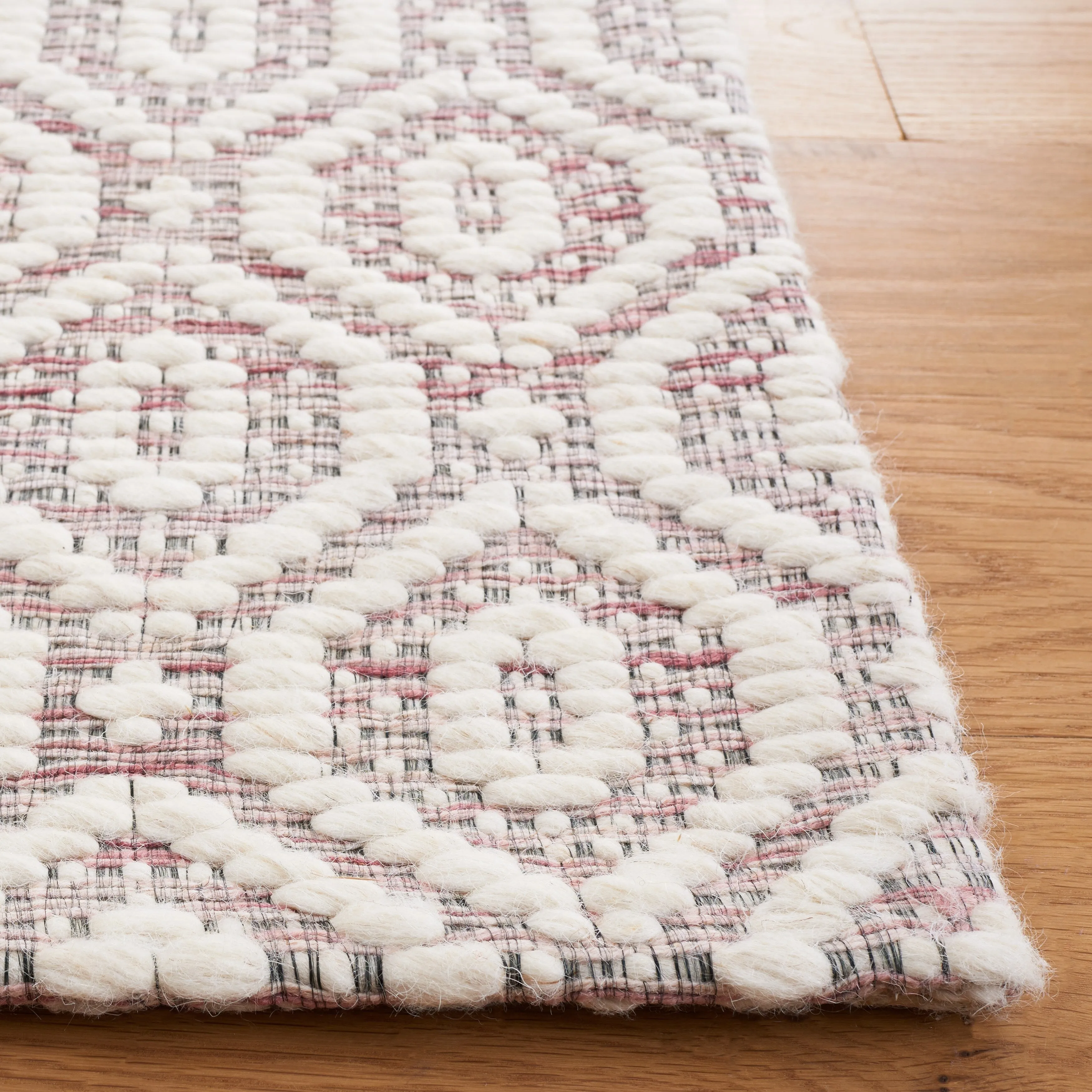 SAFAVIEH Handmade Marbella Kiera Modern Wool Rug