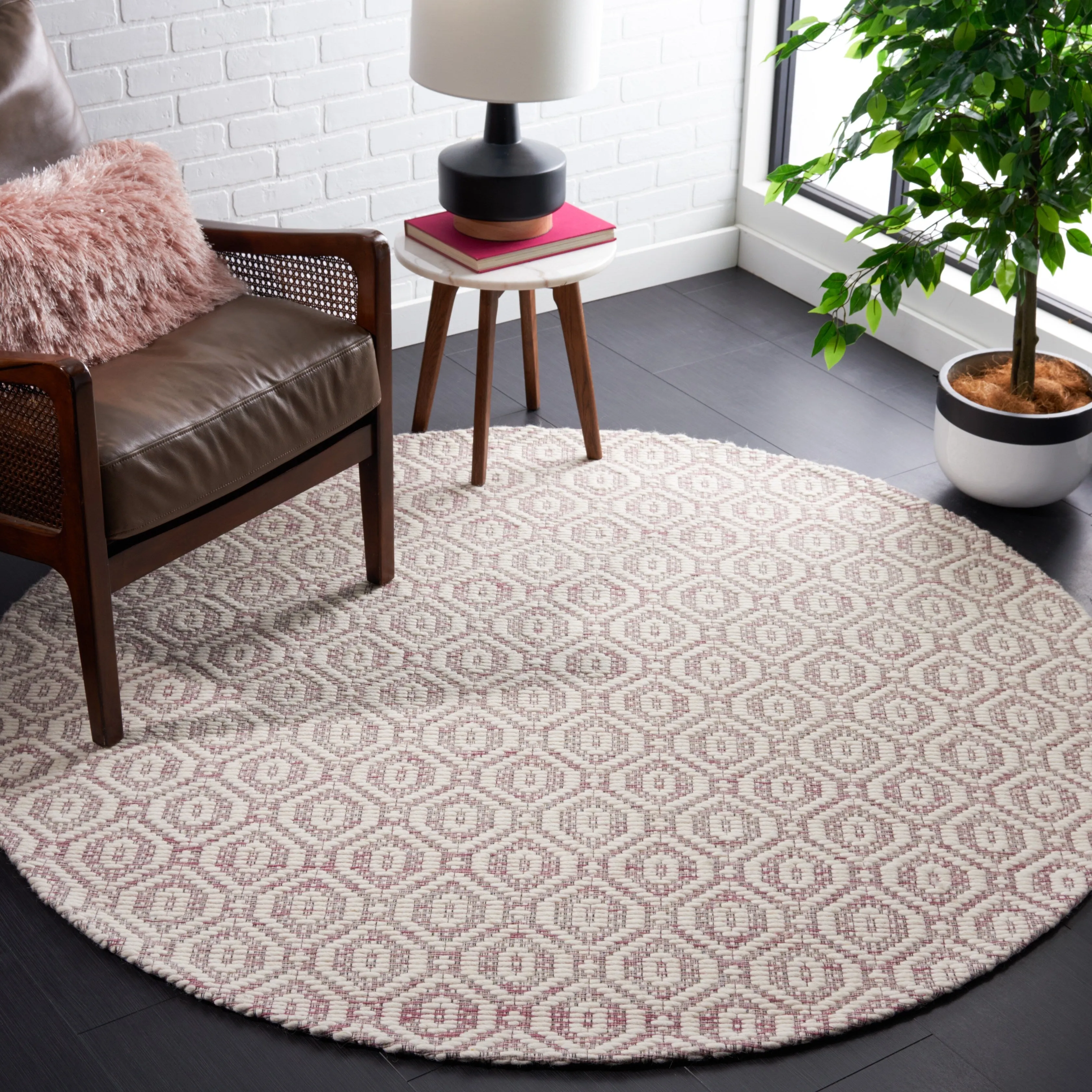 SAFAVIEH Handmade Marbella Kiera Modern Wool Rug