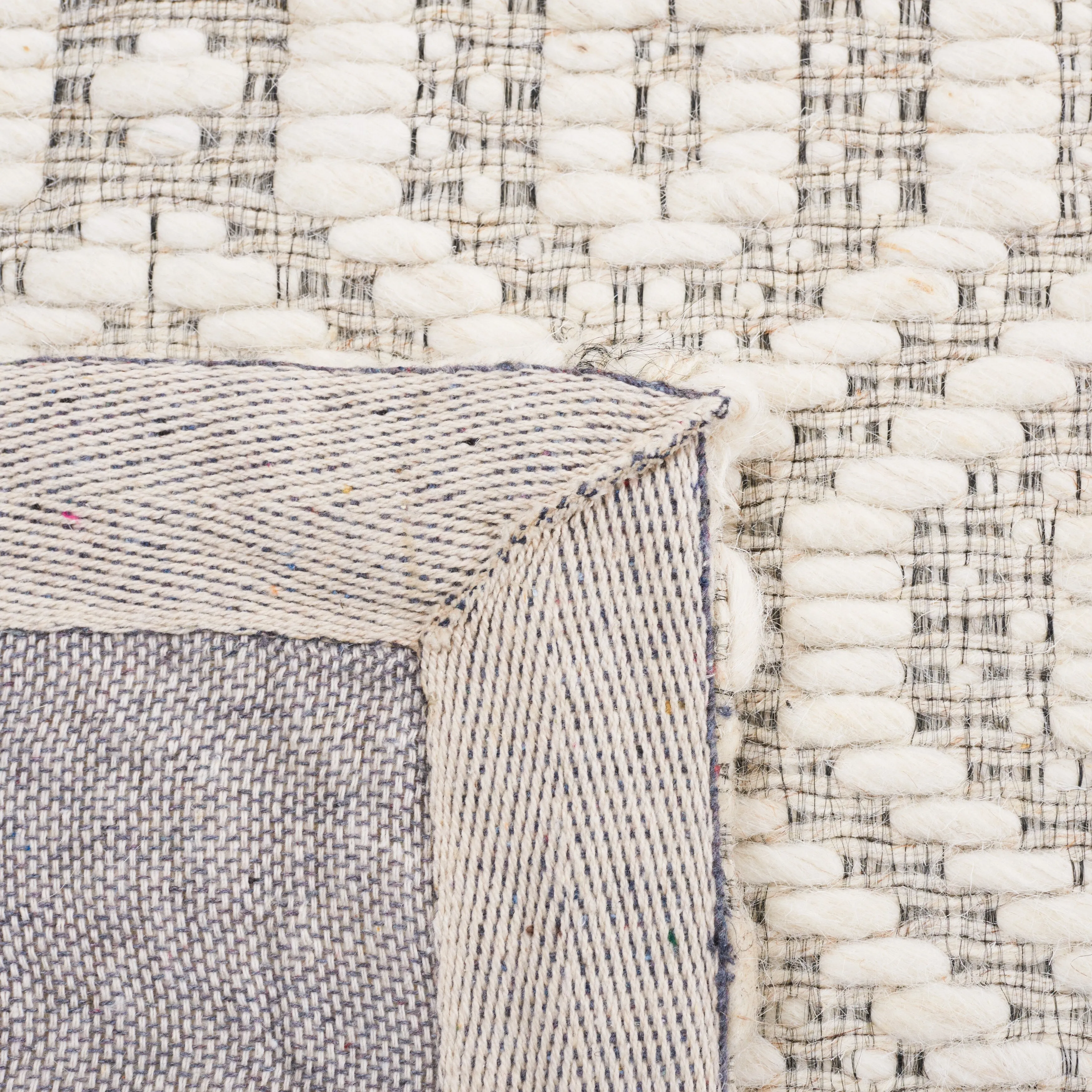 SAFAVIEH Handmade Marbella Kiera Modern Wool Rug