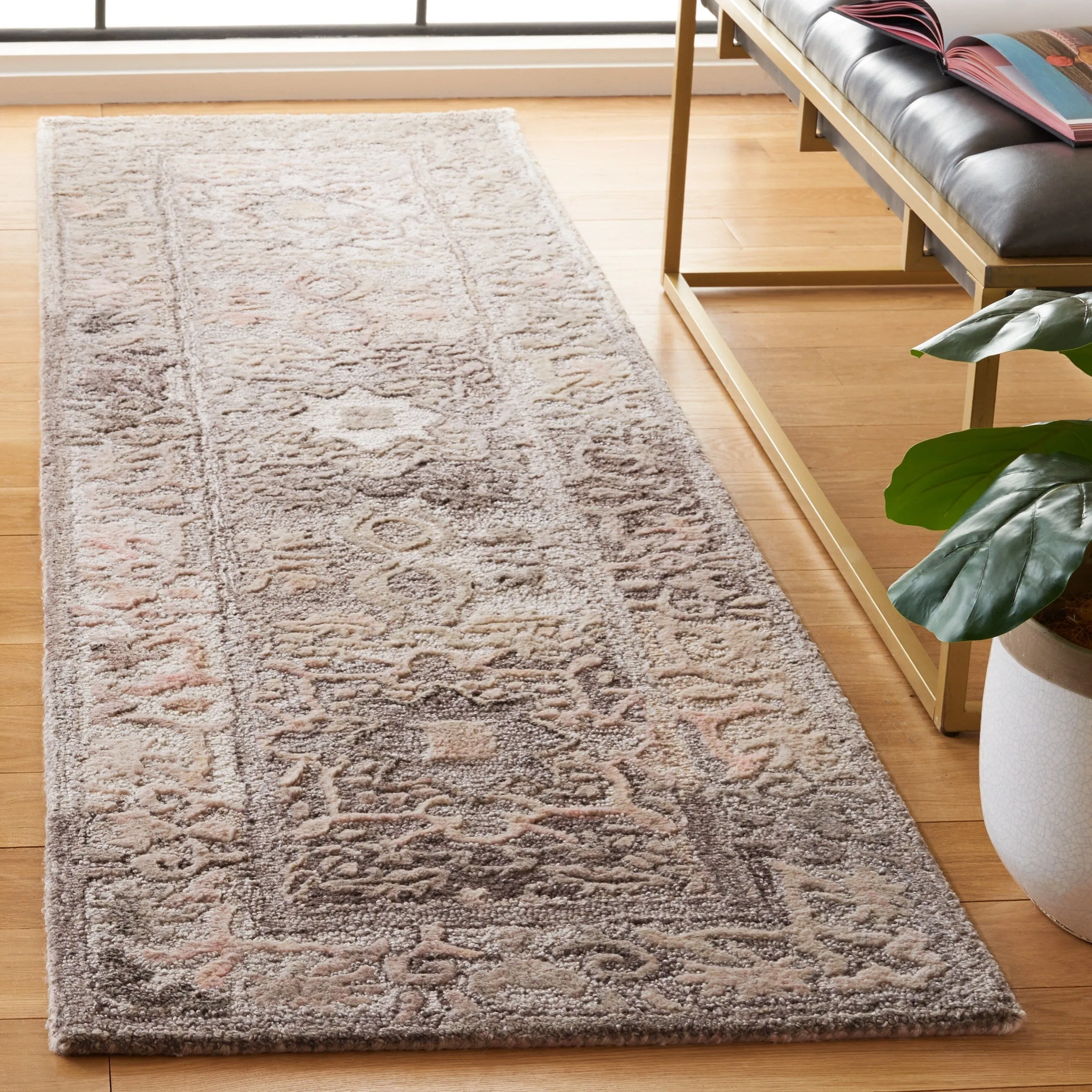 SAFAVIEH Handmade Marquee Cacilia Modern Rug