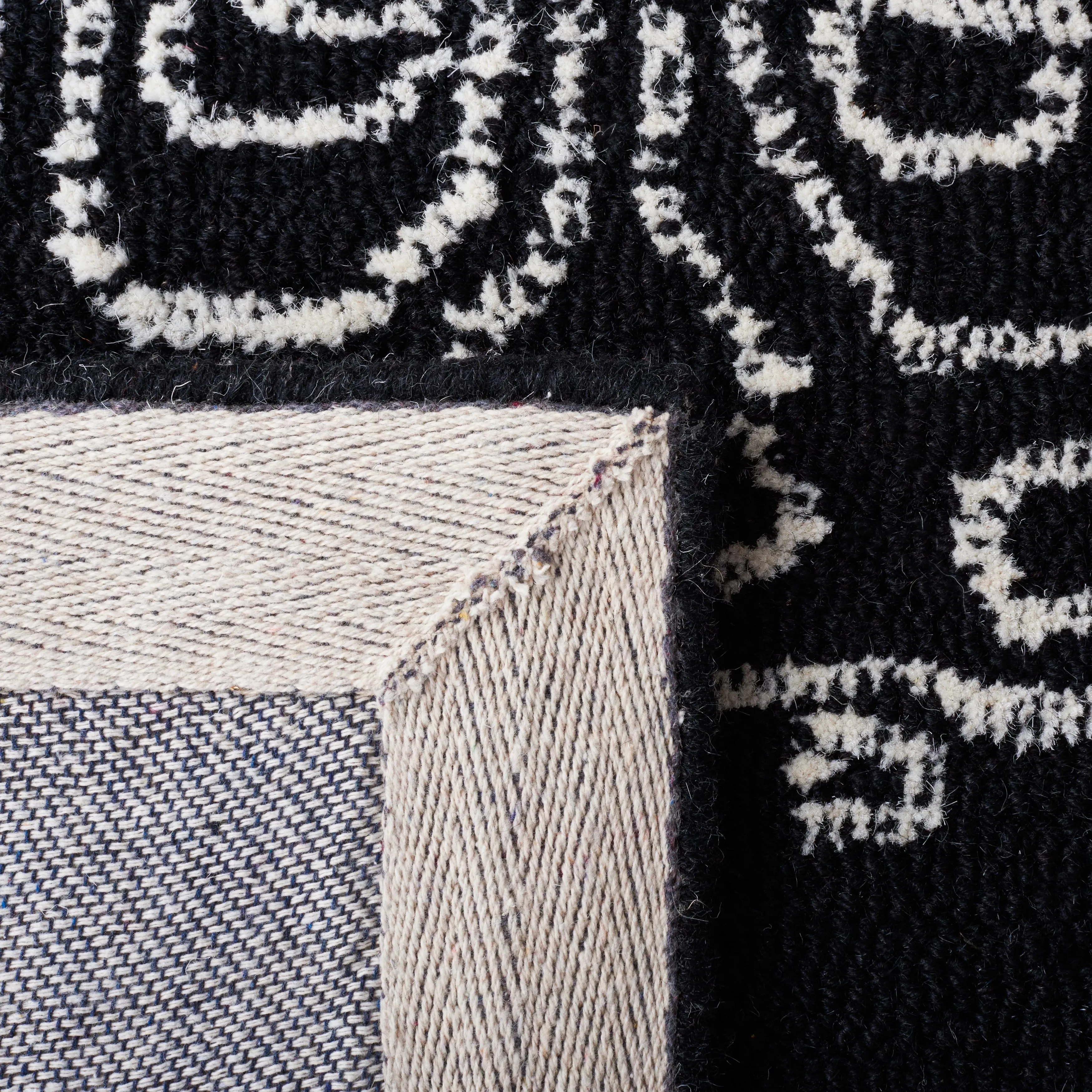 SAFAVIEH Handmade Metro Cyndee French Country Wool Rug