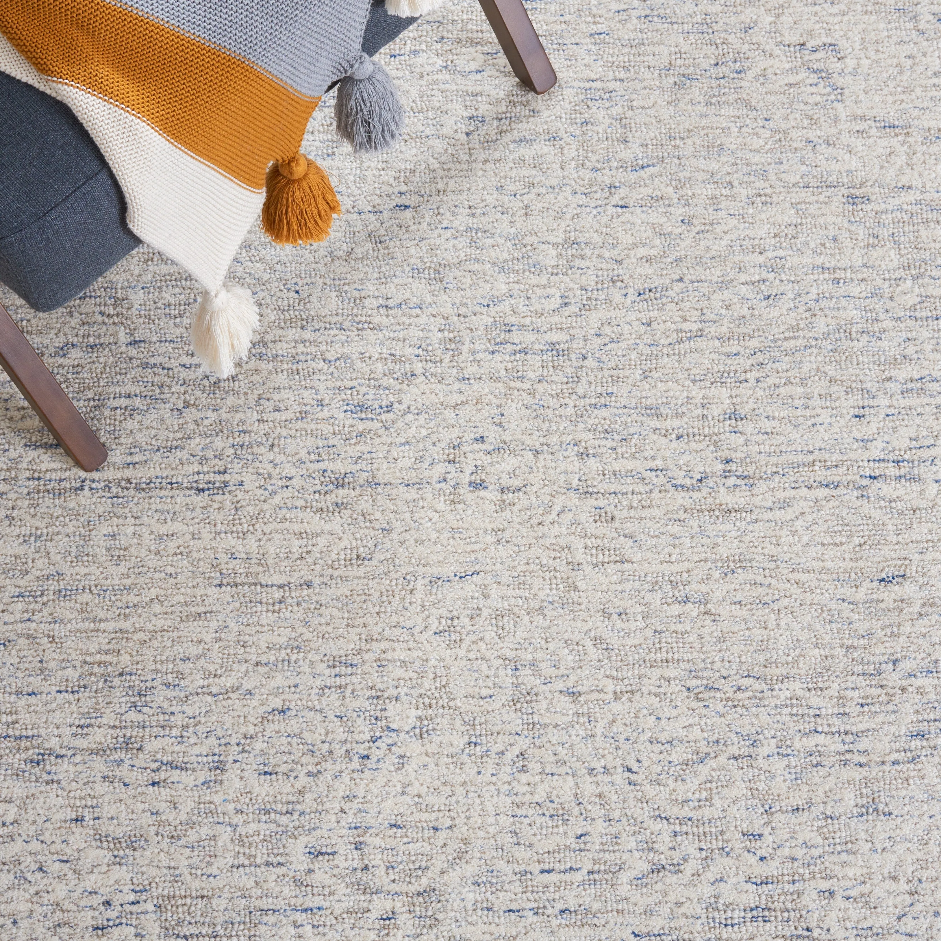 SAFAVIEH Handmade Metro Cyndee French Country Wool Rug