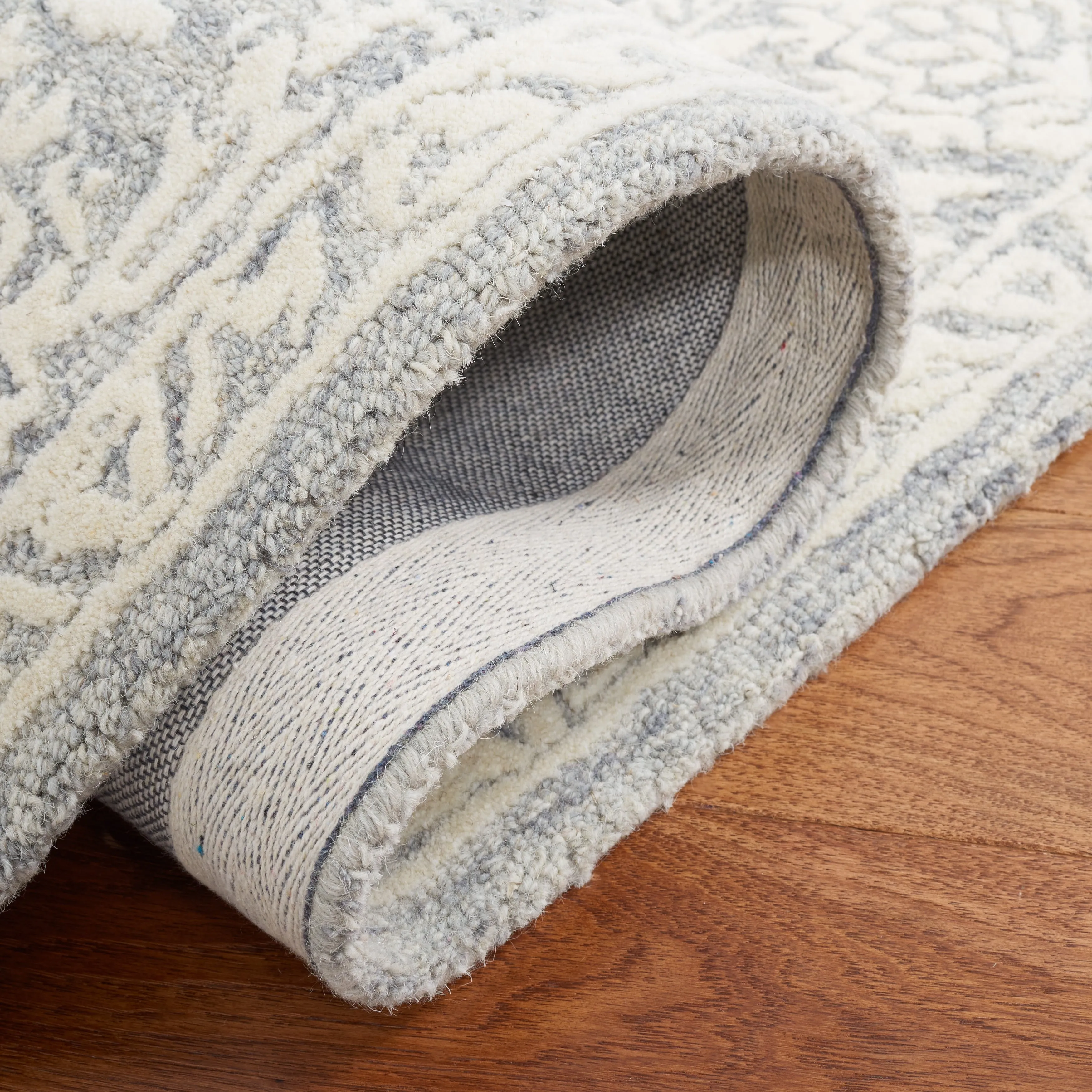 SAFAVIEH Handmade Metro Suada French Country Wool Rug