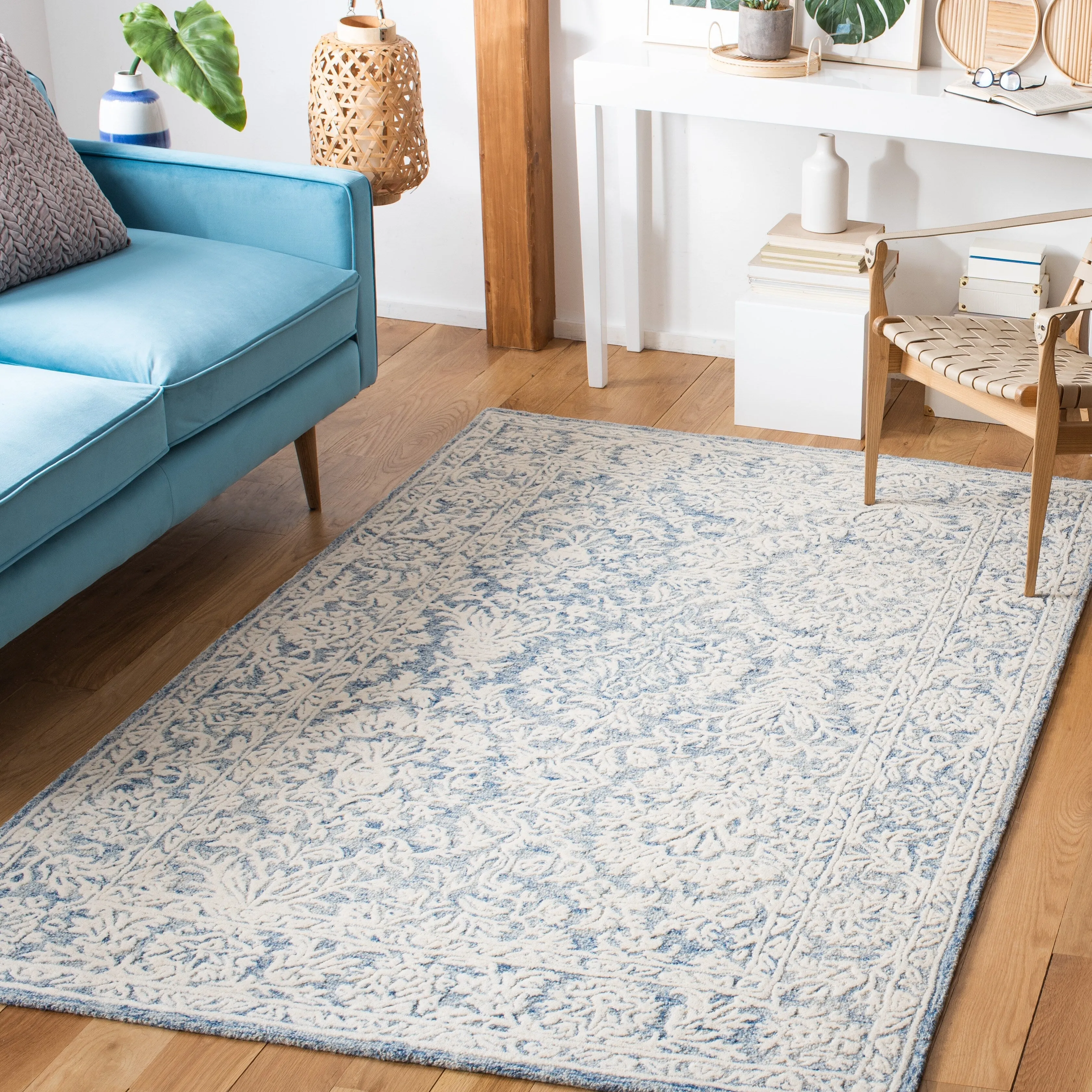 SAFAVIEH Handmade Metro Suada French Country Wool Rug