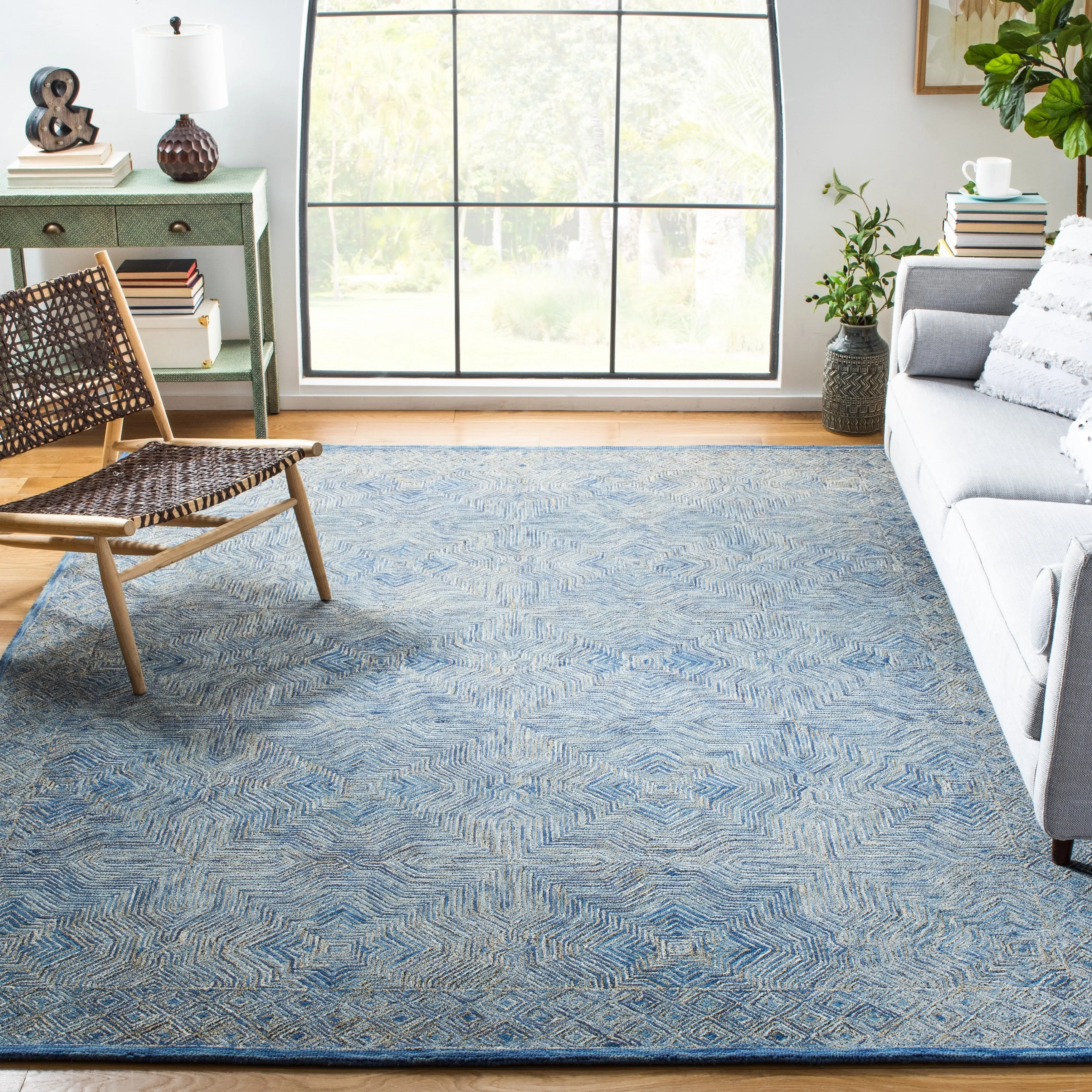 SAFAVIEH Handmade Micro-Loop Joshka Wool Rug