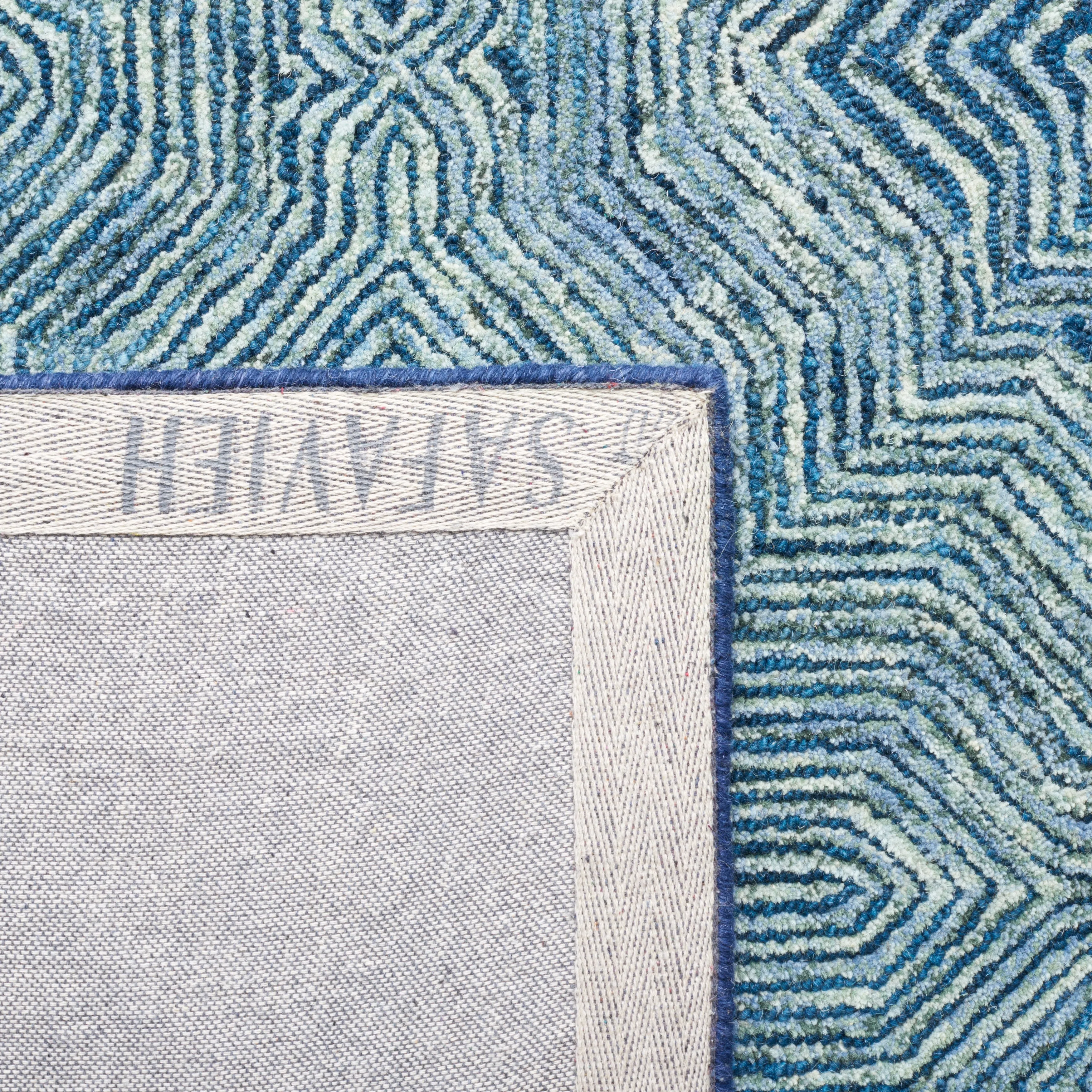 SAFAVIEH Handmade Micro-Loop Joshka Wool Rug