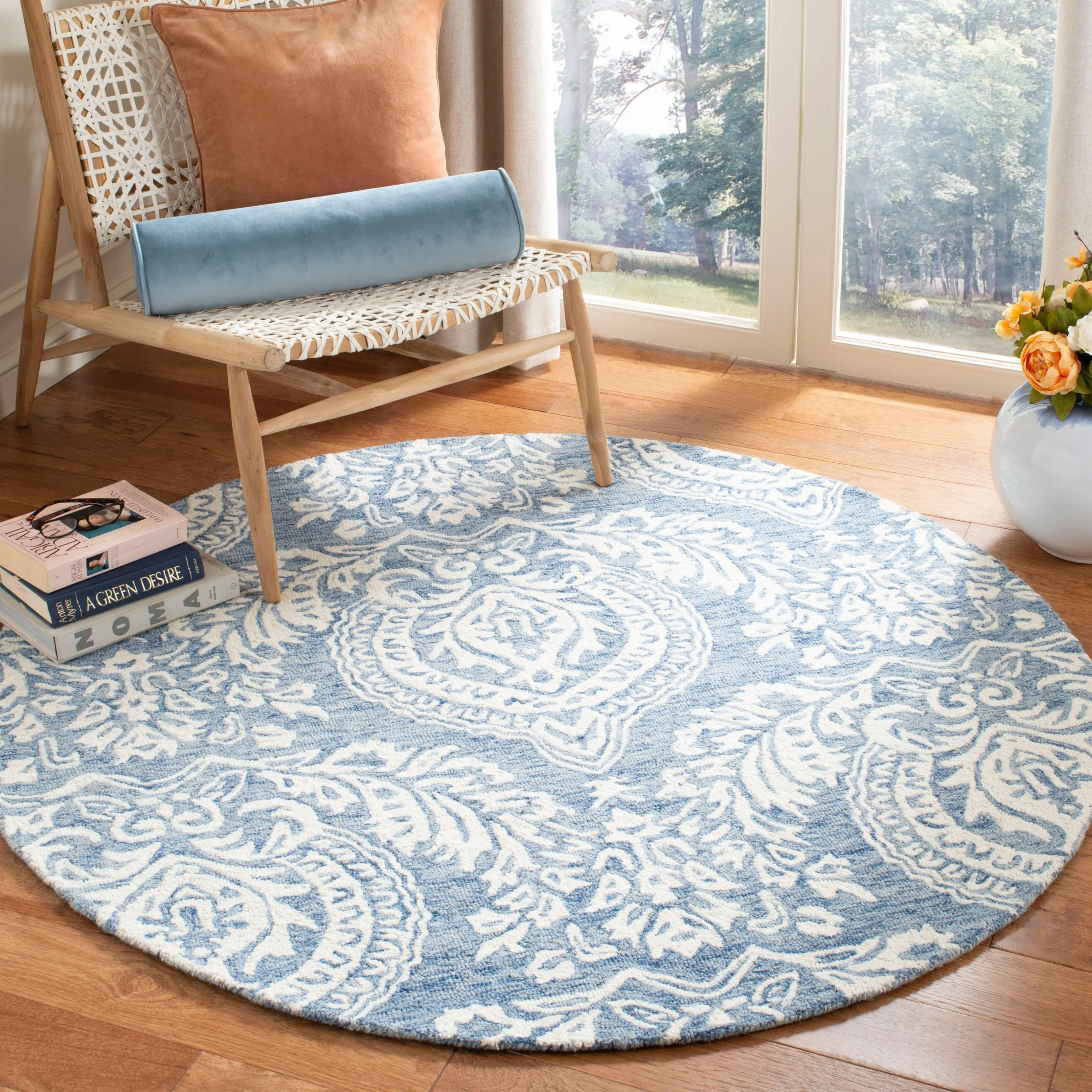 SAFAVIEH Handmade Micro-Loop Tressy Wool Rug