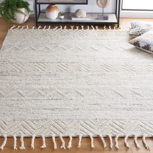 SAFAVIEH Handmade Natura Ashima Wool Rug