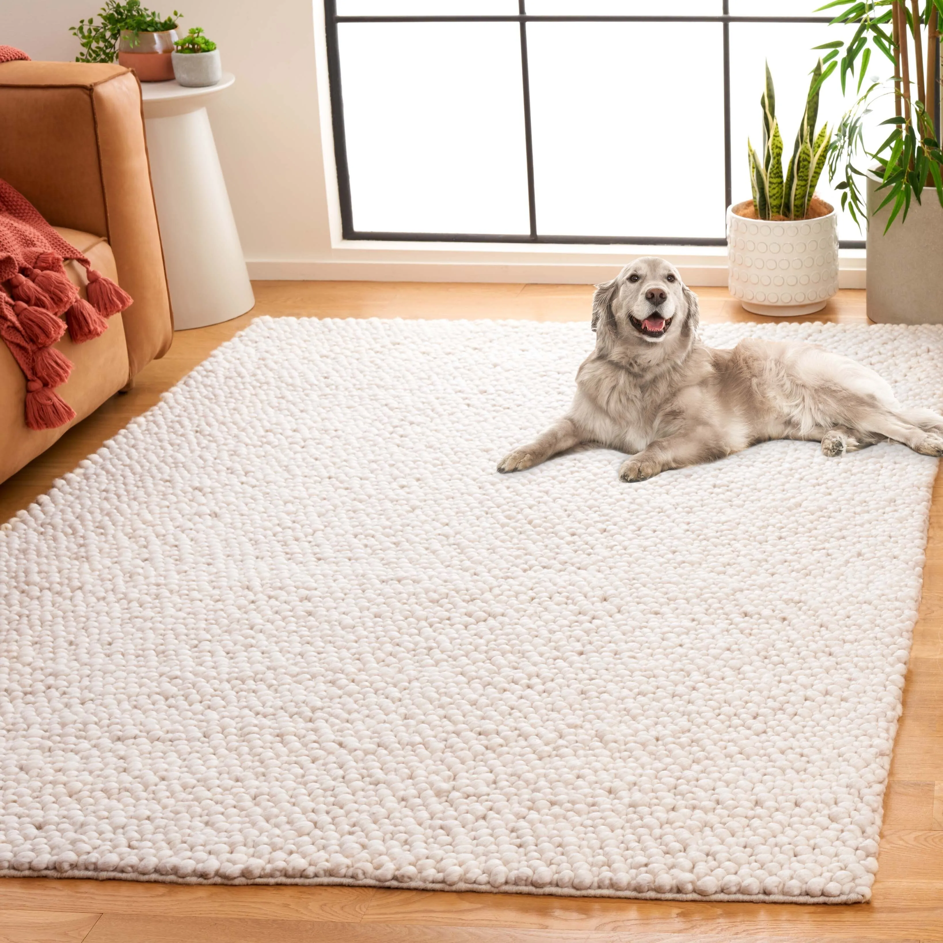 SAFAVIEH Handmade Natura Heliane Transitional Wool Rug