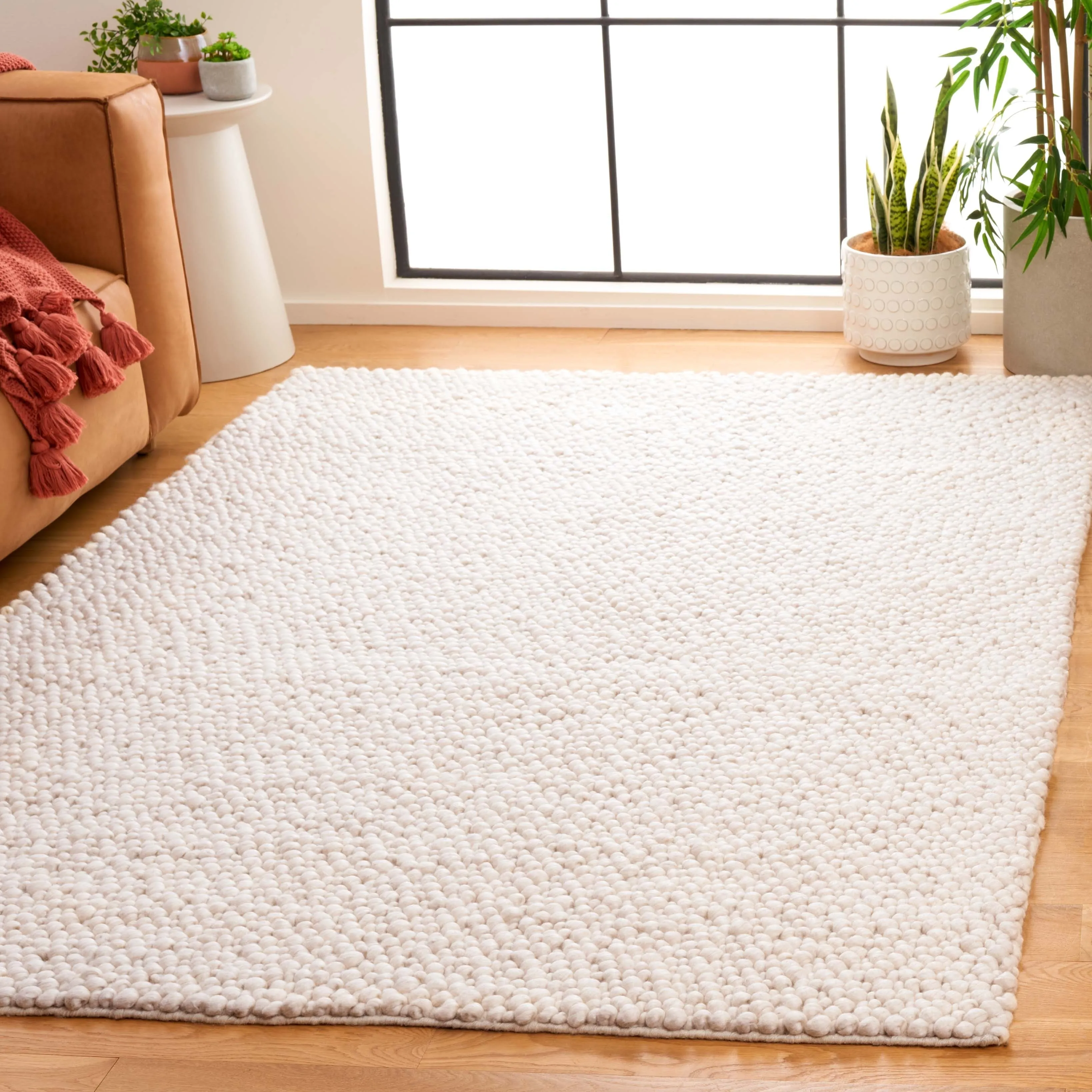 SAFAVIEH Handmade Natura Heliane Transitional Wool Rug