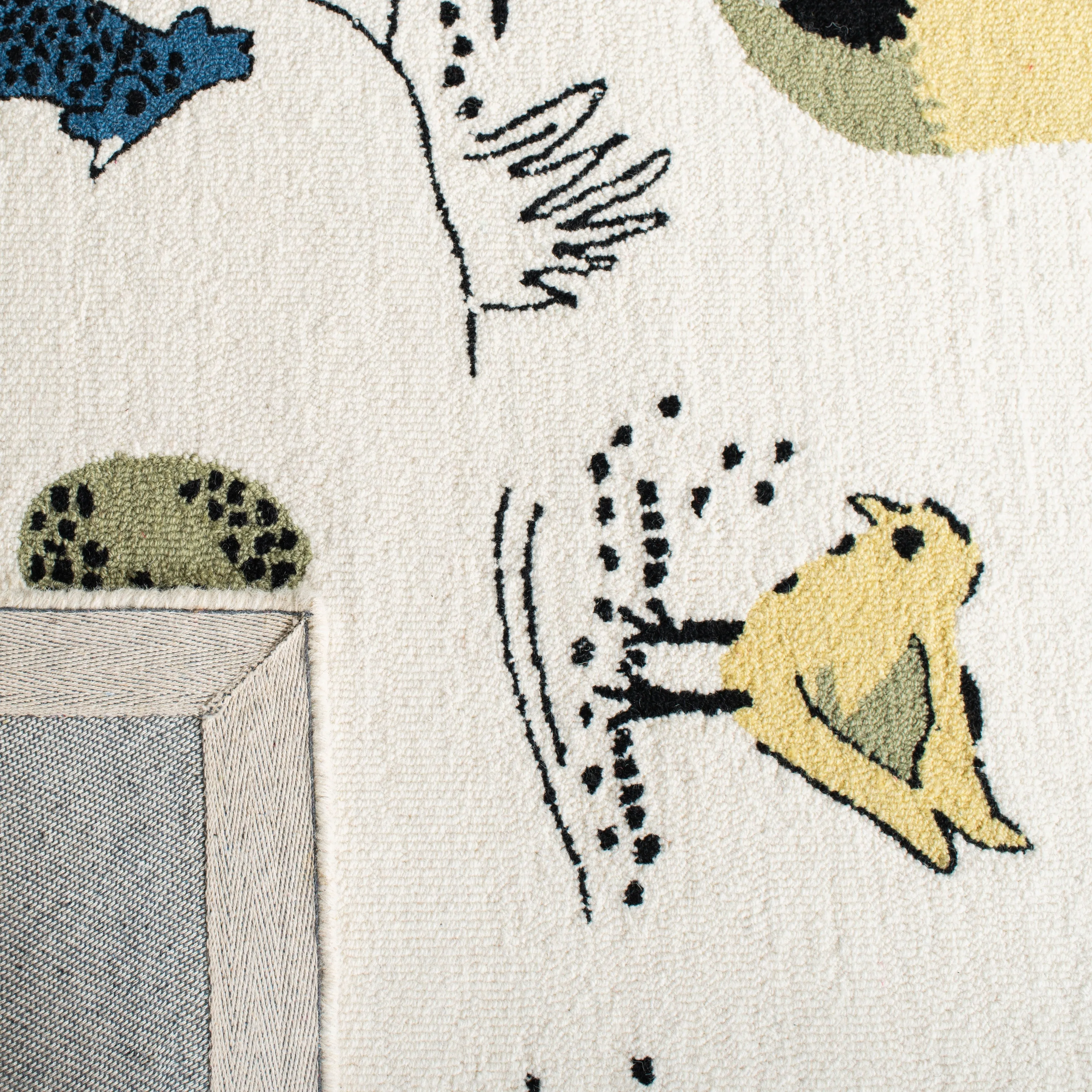 SAFAVIEH Handmade Novelty Tuulevi Novelty Wool Rug