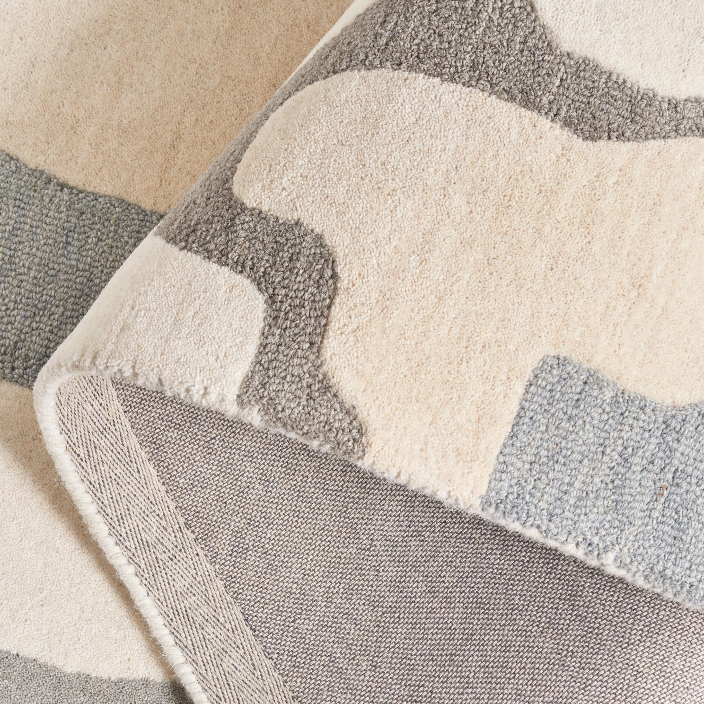 SAFAVIEH Handmade Rodeo Drive Noelia Mid-Century Modern Wool Rug