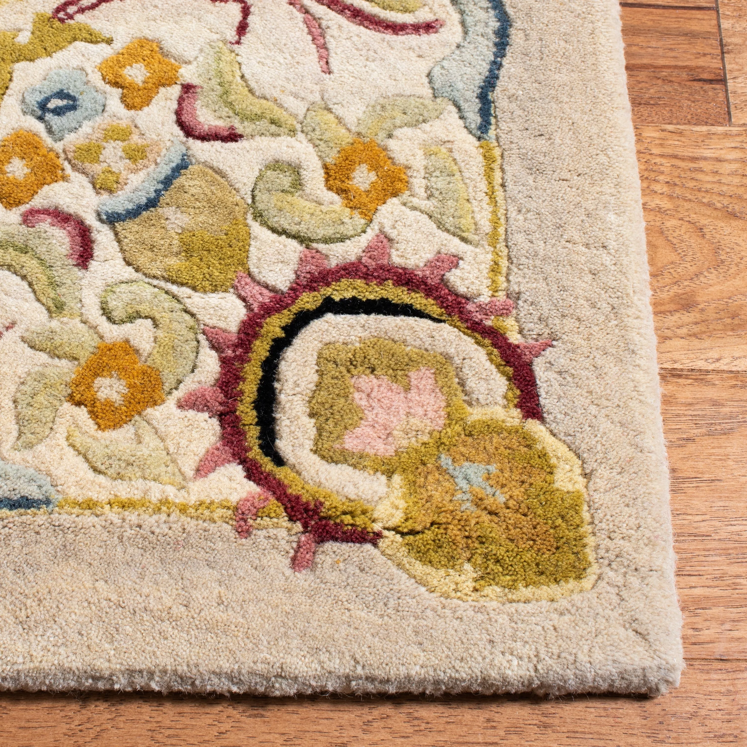 SAFAVIEH Handmade Savonnerie Jutta Traditional Oriental Wool Rug