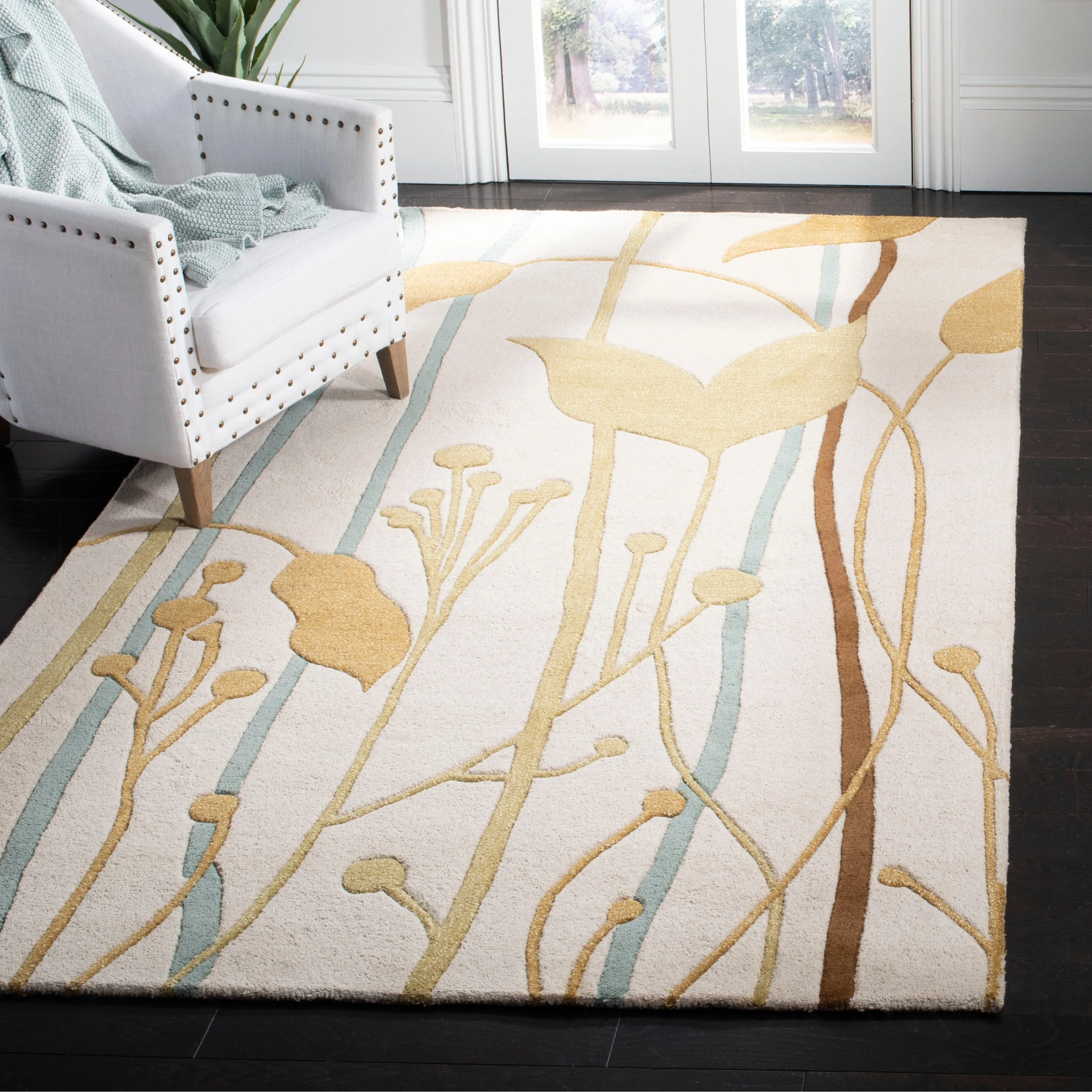 SAFAVIEH. Handmade Soho Tabetha Gardens N.Z. Wool Rug