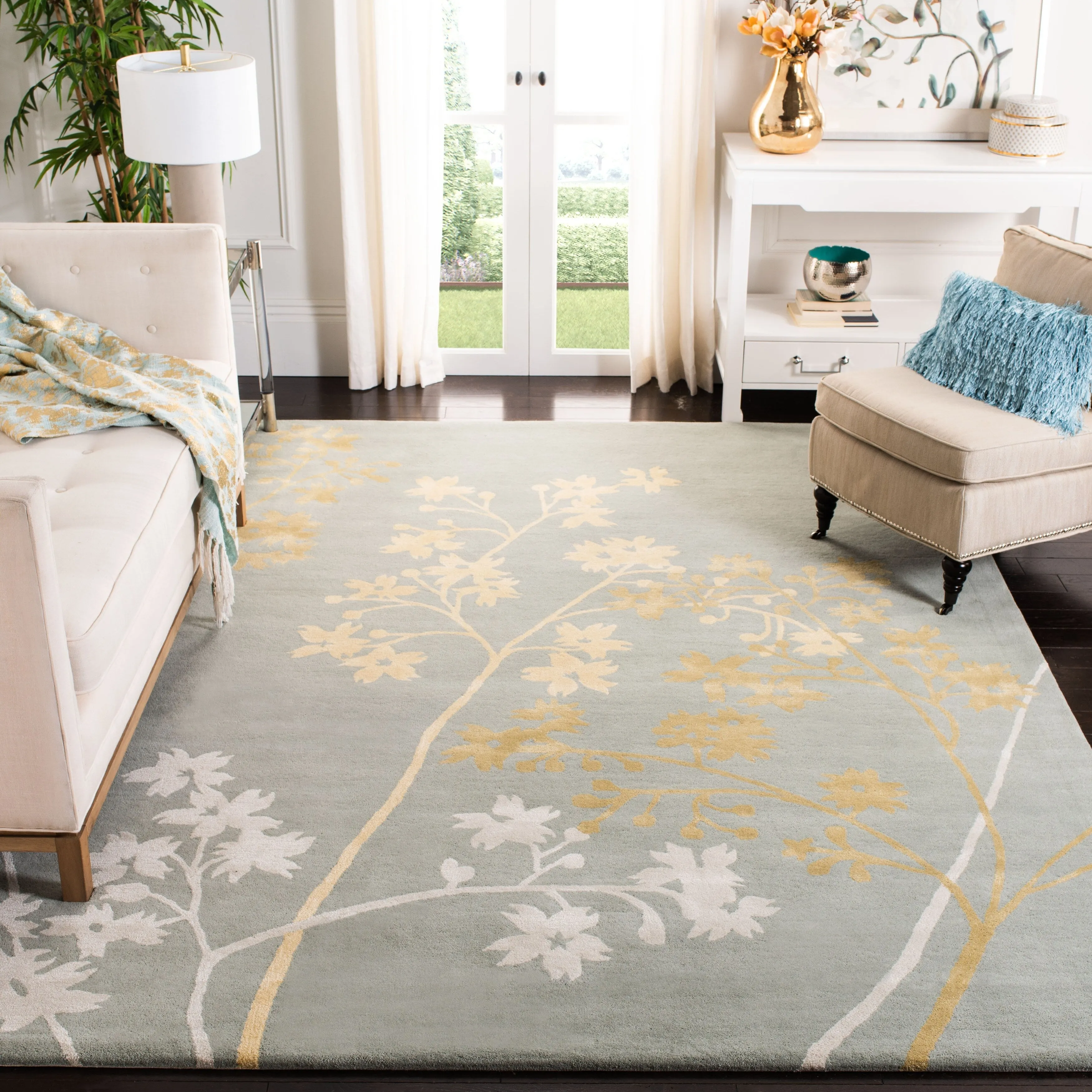 SAFAVIEH Handmade Soho Yessenia N.Z. Wool Rug