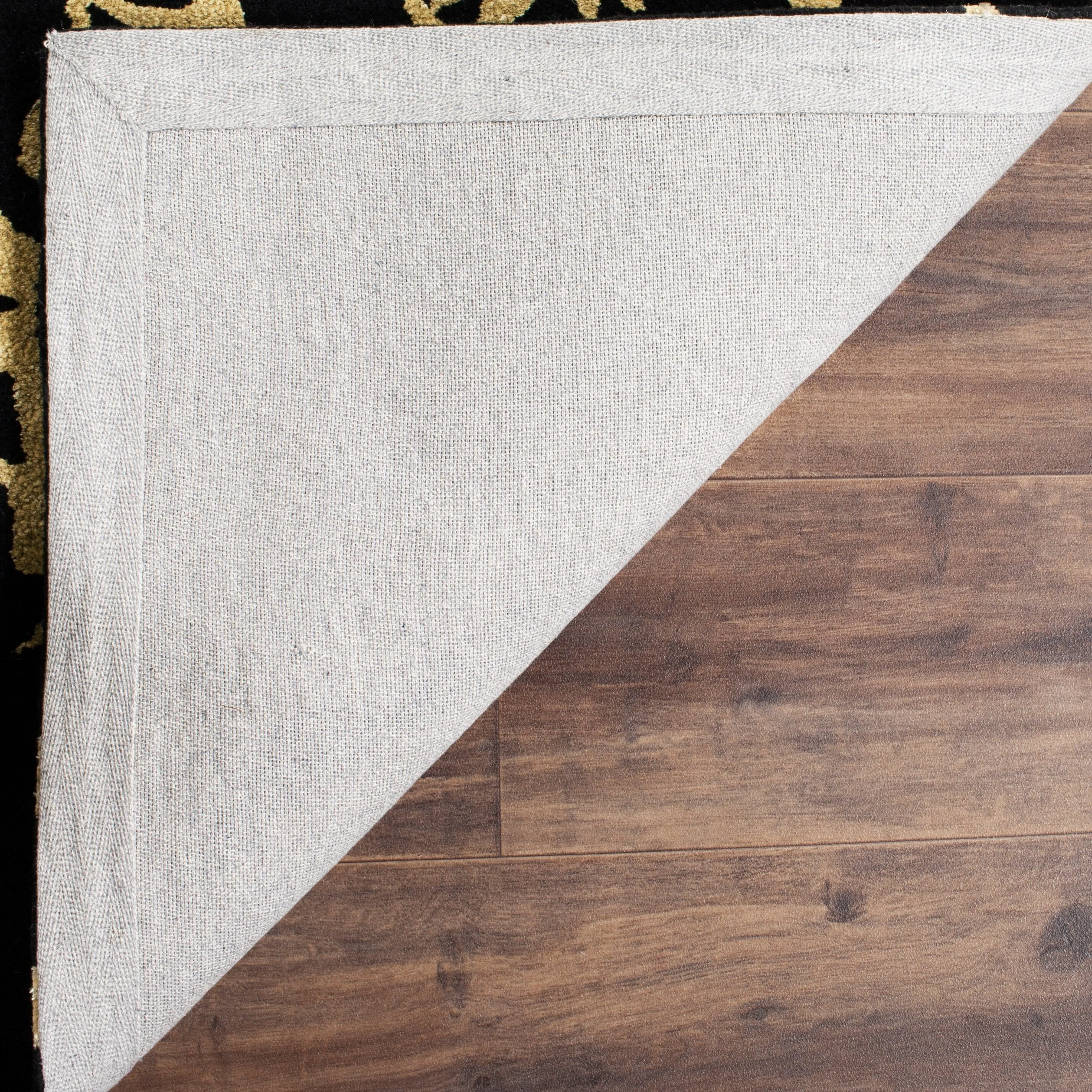 SAFAVIEH Handmade Soho Yessenia N.Z. Wool Rug