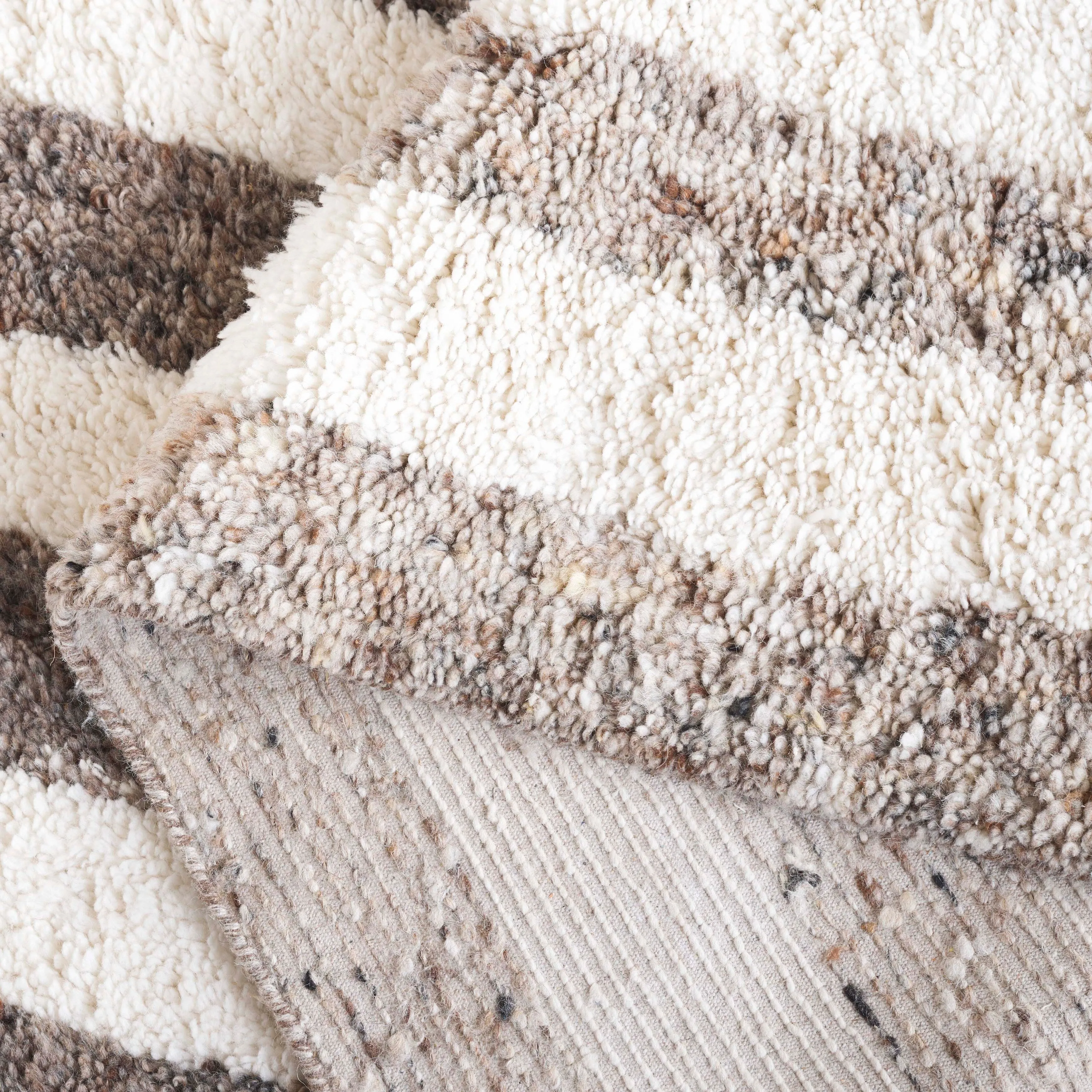SAFAVIEH Handmade Vermont Chanda Transitional Wool Rug