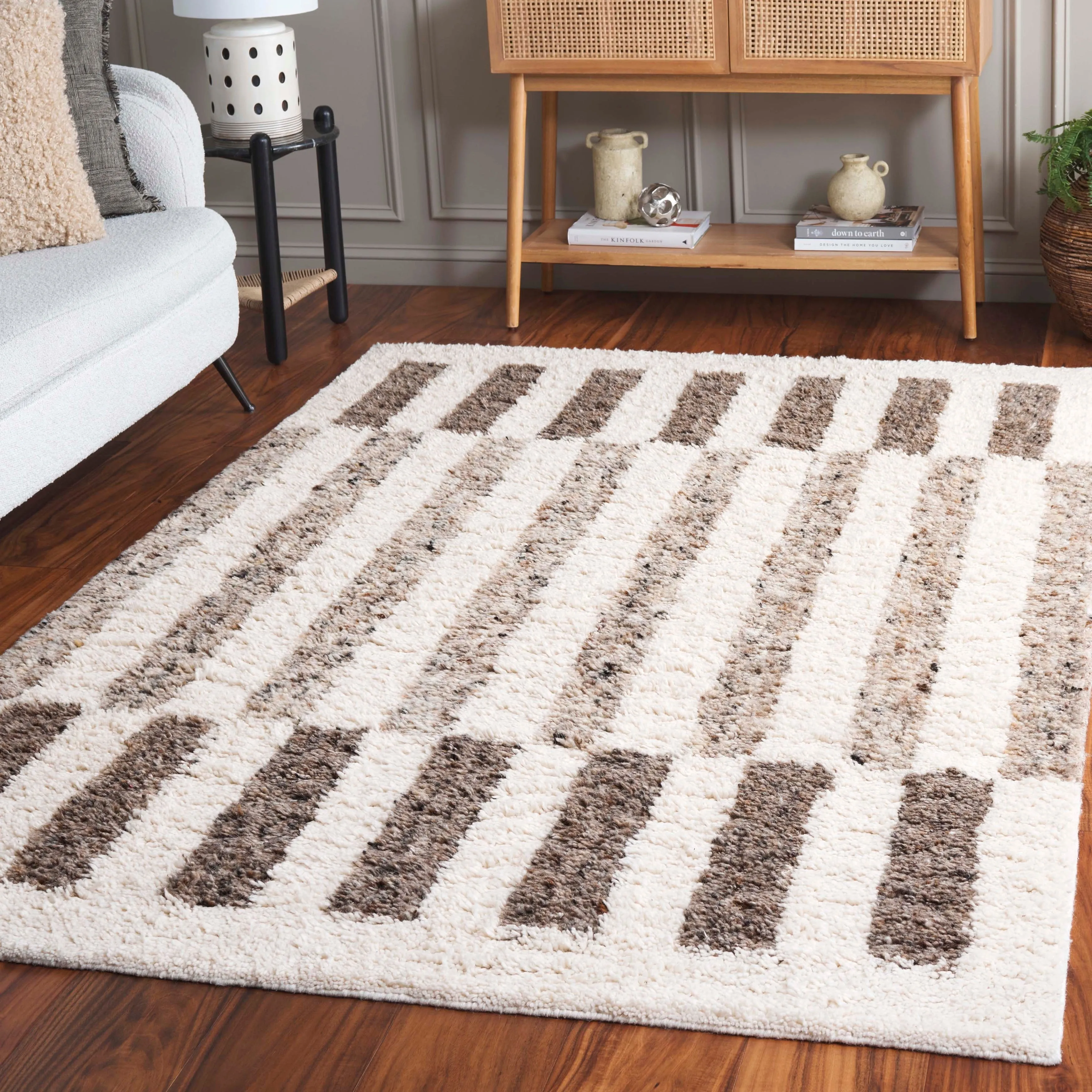 SAFAVIEH Handmade Vermont Chanda Transitional Wool Rug