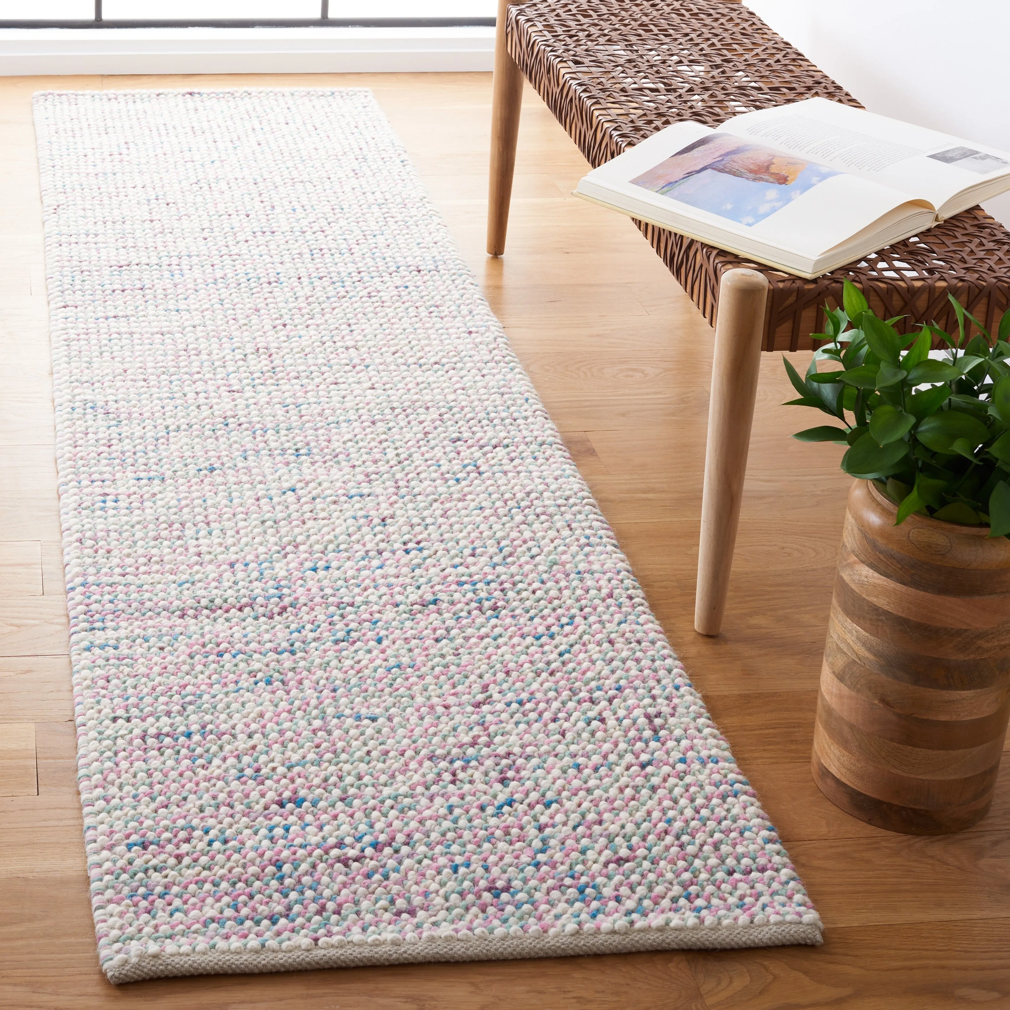 SAFAVIEH Handmade Vermont Coretta Wool Rug